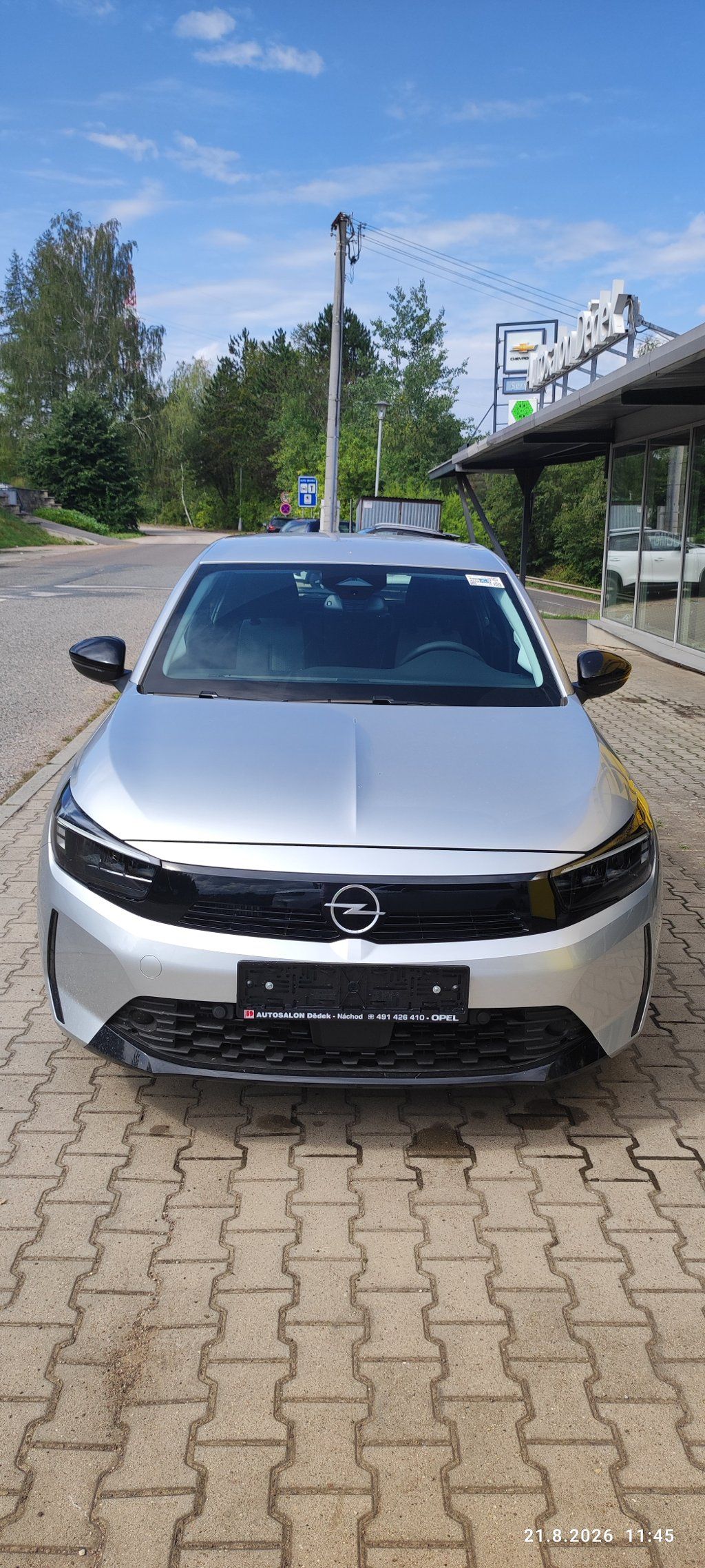 Opel Corsa, 1,2 TURBO 74kW EDITION MT6 - fotka 4