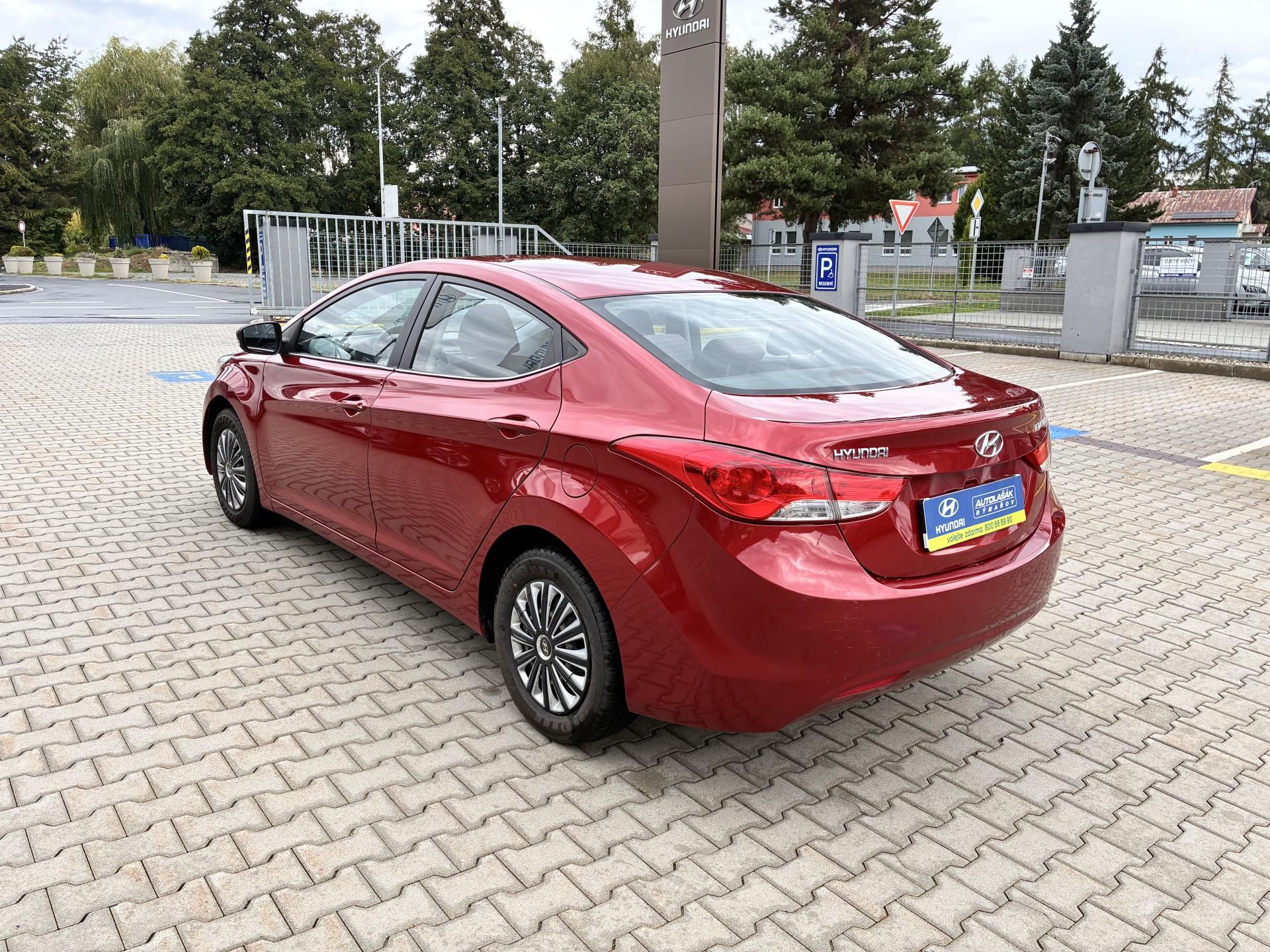 Hyundai Elantra, 1.6i 97kW KLIMA,SERVIS, - fotka 5