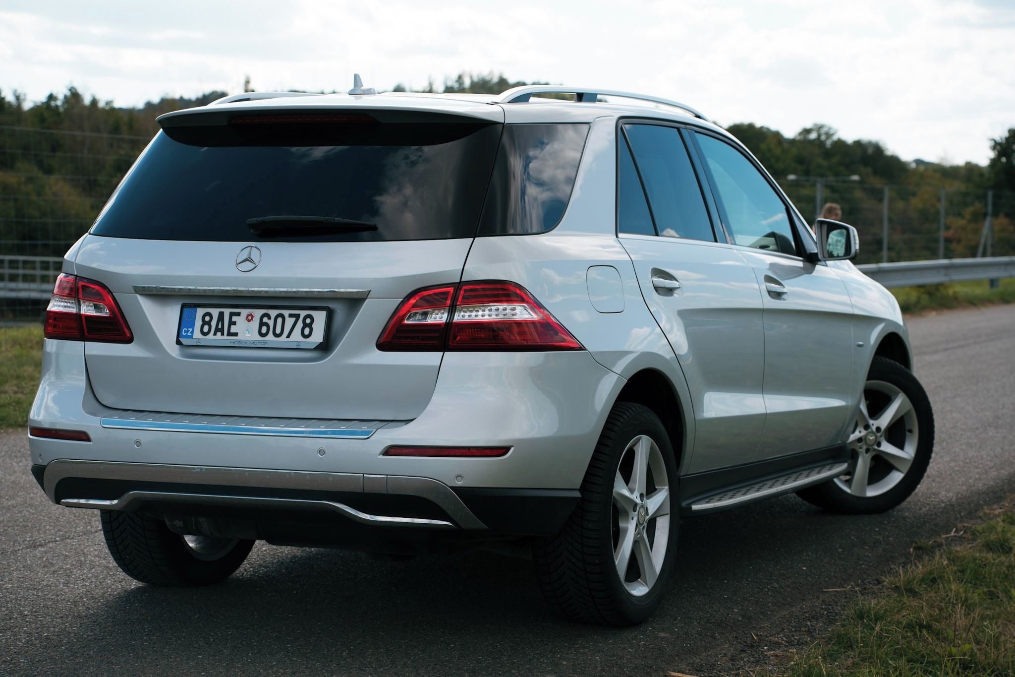 Mercedes-Benz ML, ML 350 bluetec 4matic - fotka 4