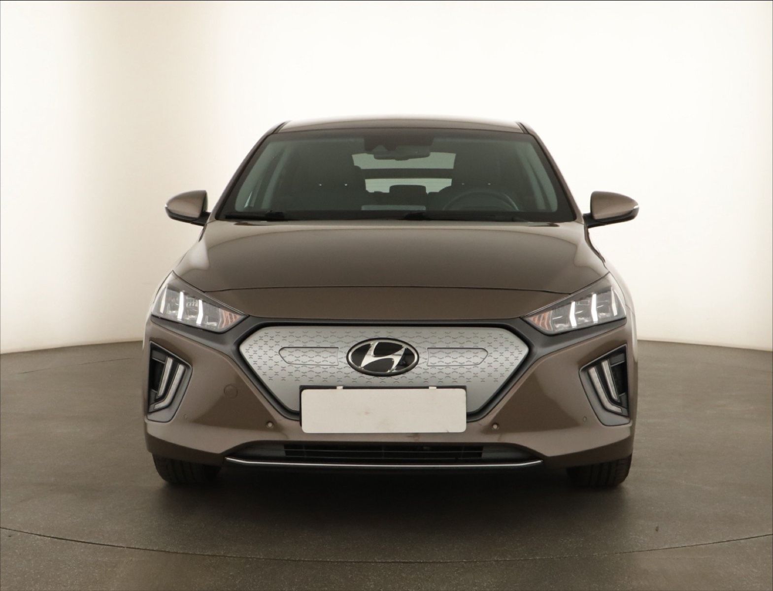 Hyundai Ioniq, Electric 38 kWh, SoH 98% - fotka 2