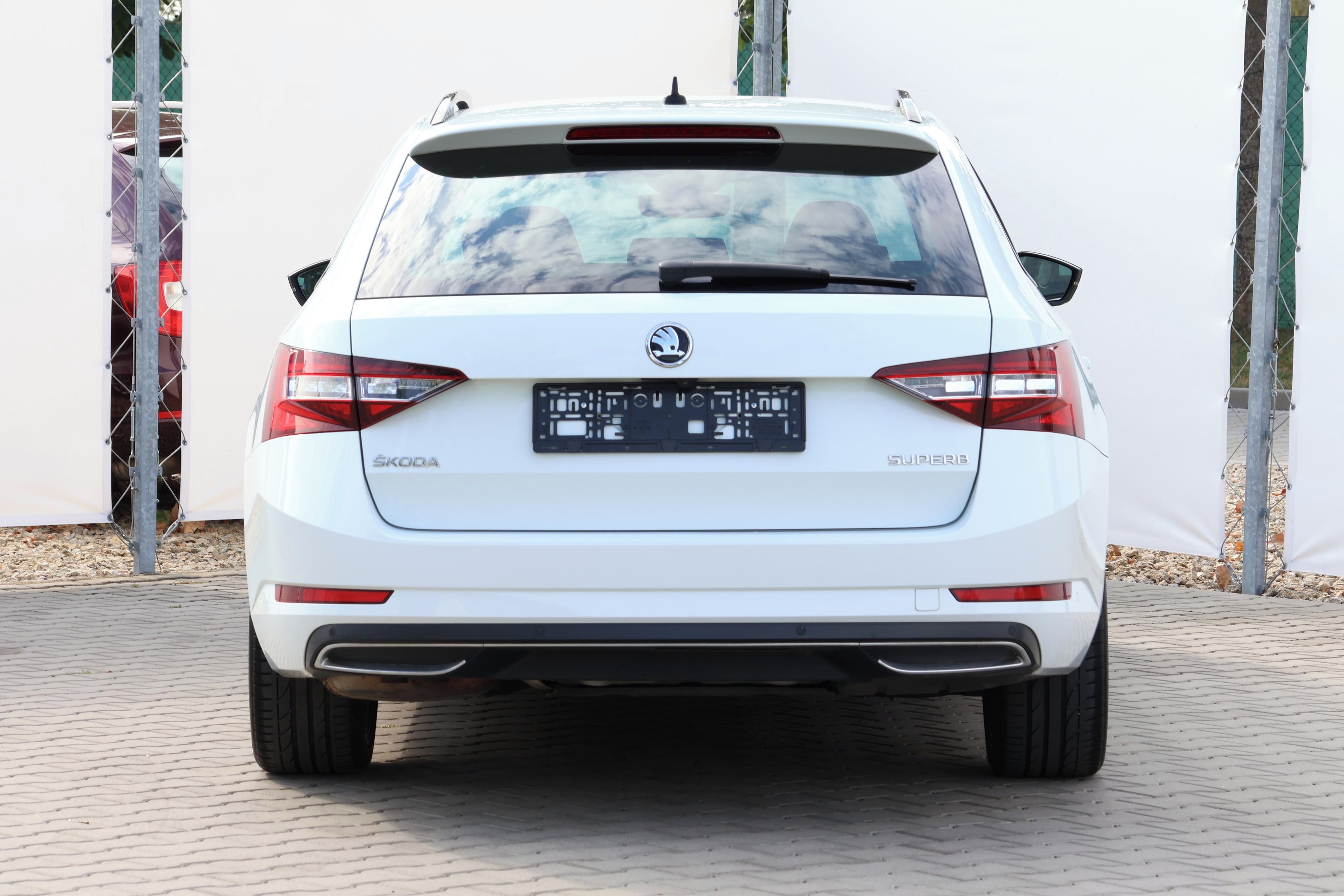 Škoda Superb, 2.0TDI*140kW*SPORTLINE*2.MAJ* - fotka 5
