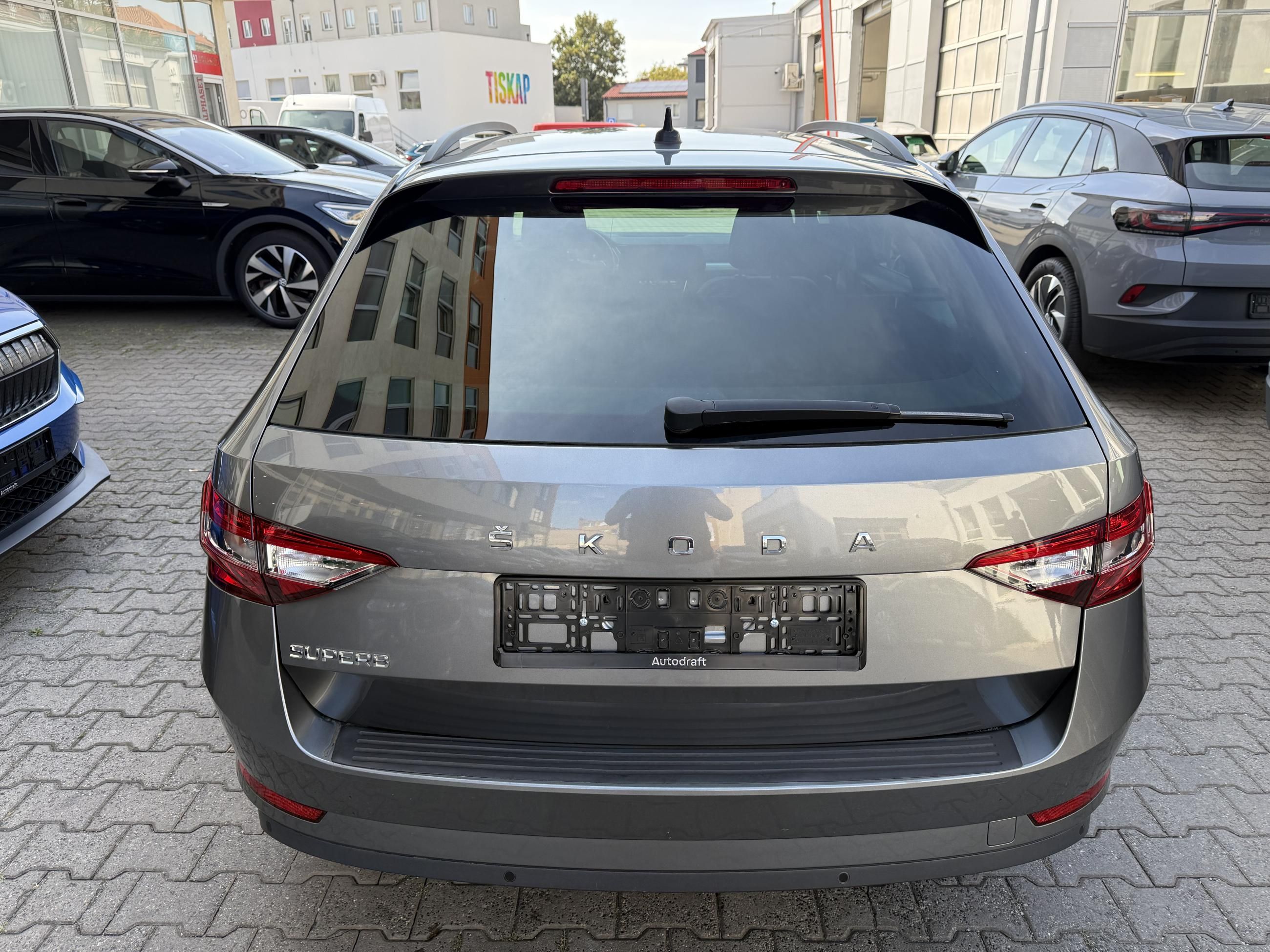 Škoda Superb, 2.0 TDI 110kW DSG / Tažné - fotka 5
