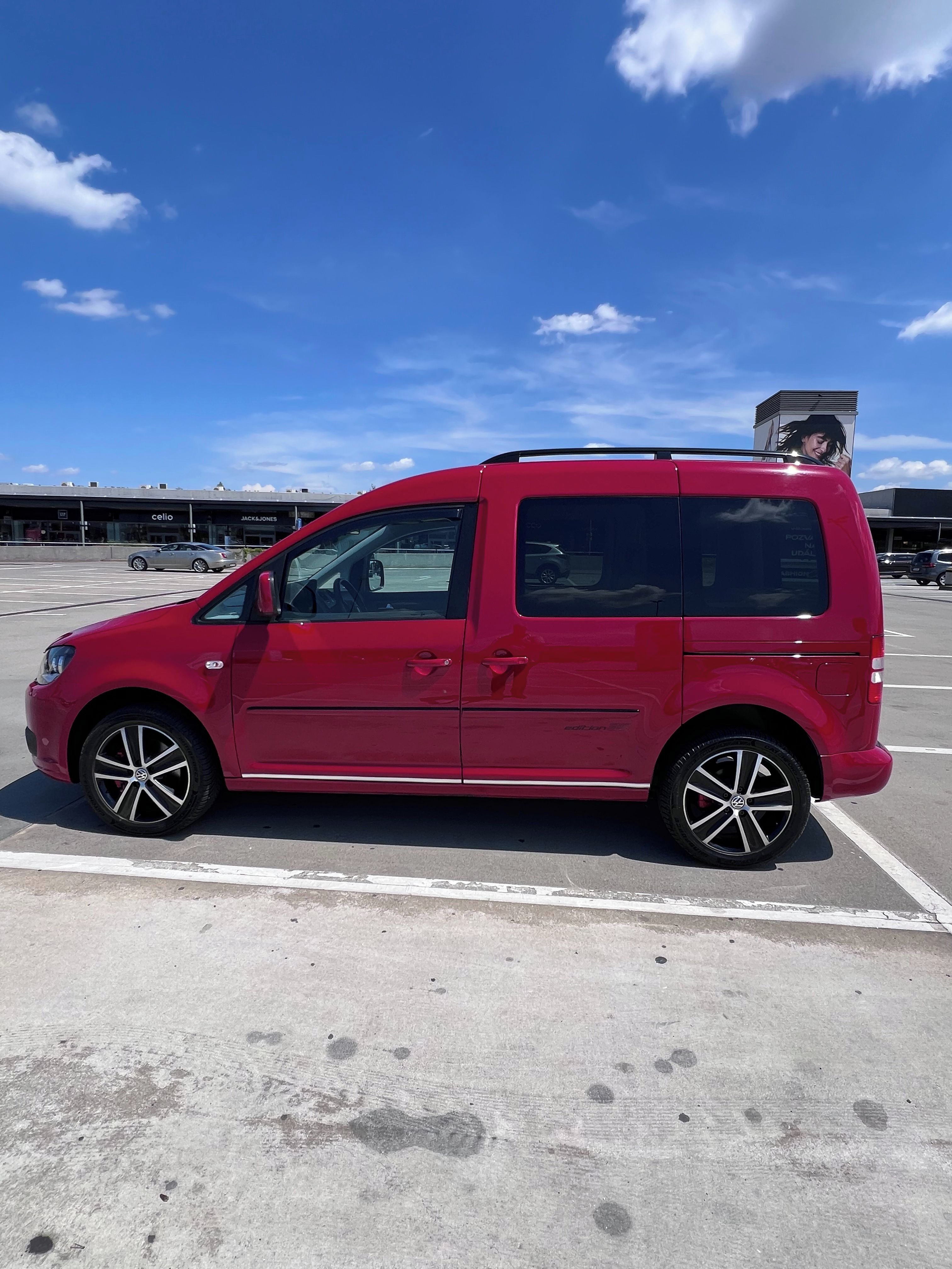 Volkswagen Caddy, 2.0 TDI Kůže/Alcantara - fotka 5
