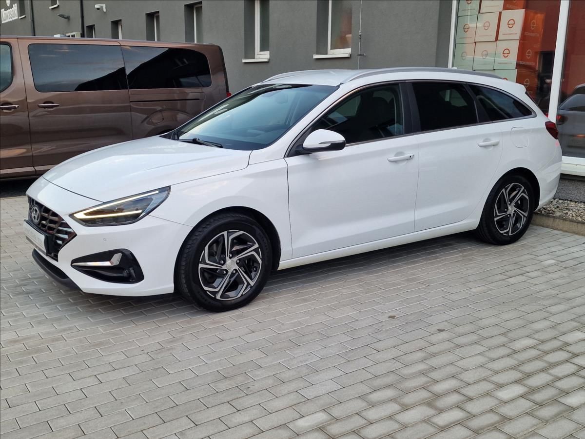 Hyundai i30, 1.0 T-GDI Smart Kombi,ČR,1Maj - fotka 6