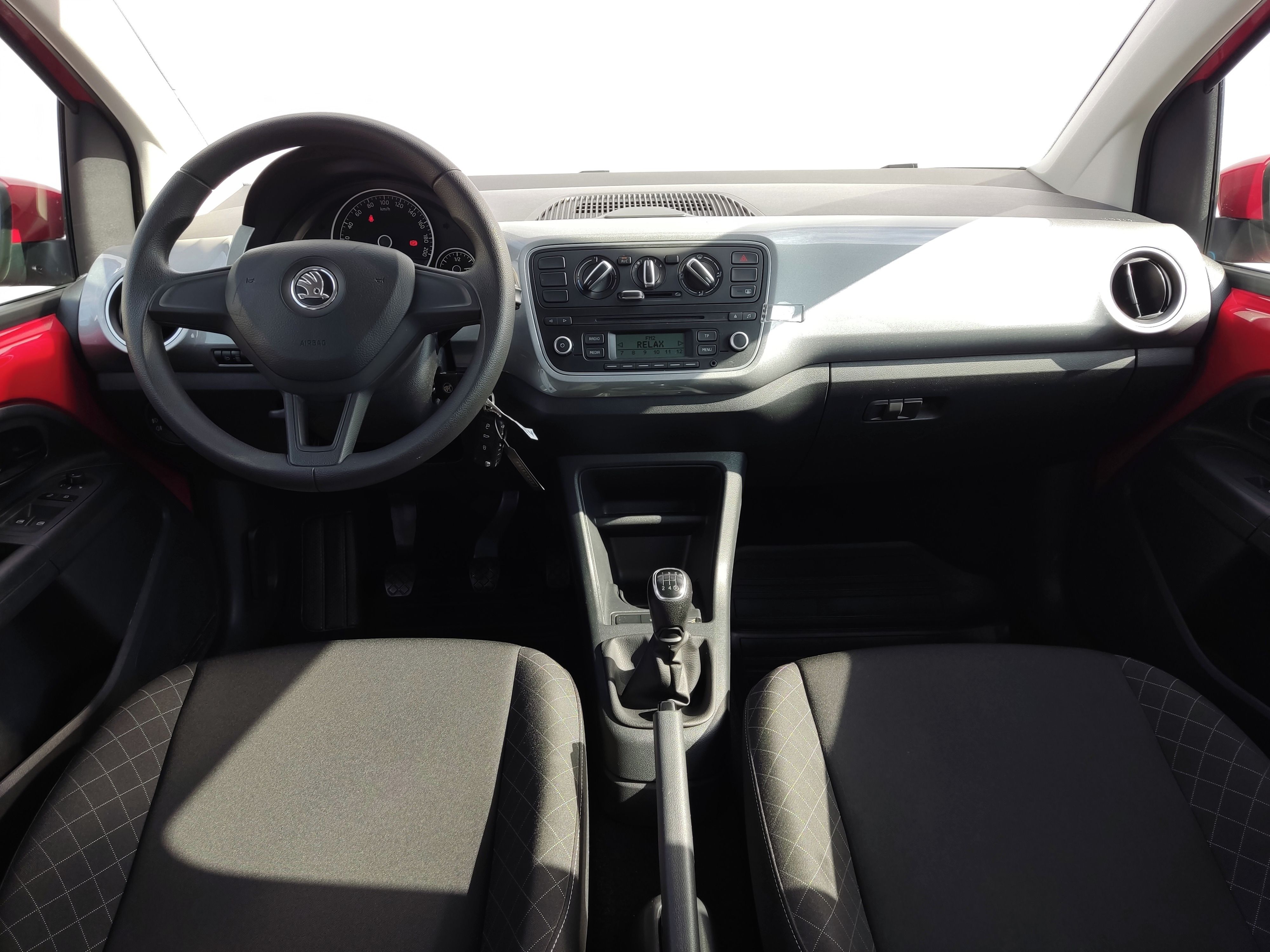 Škoda Citigo, 1.0 MPI 44 kW 5D Style - fotka 5