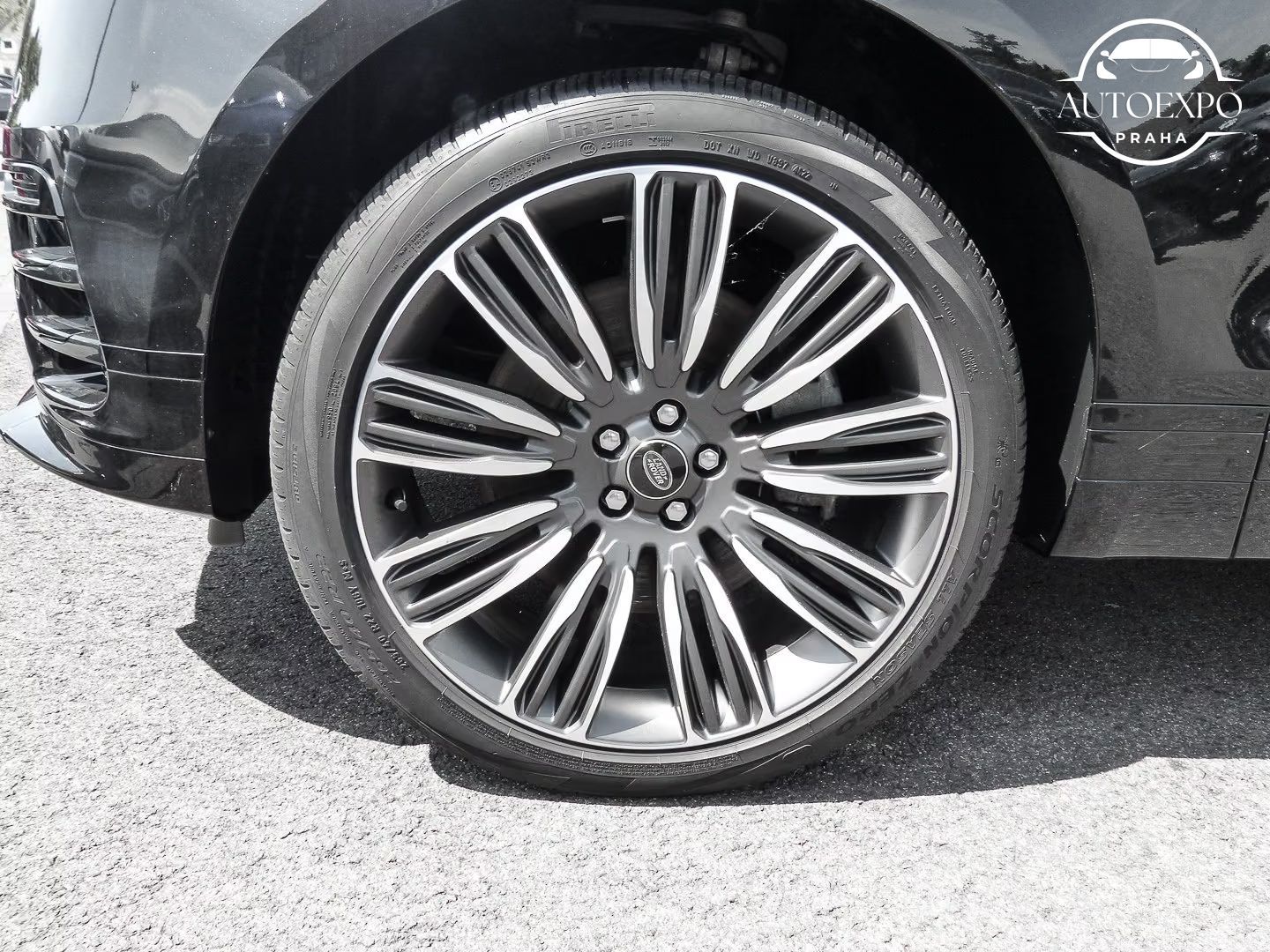 Land Rover Range Rover Velar, 3.0 D R-Dynamic SE Pano Matrix - fotka 6