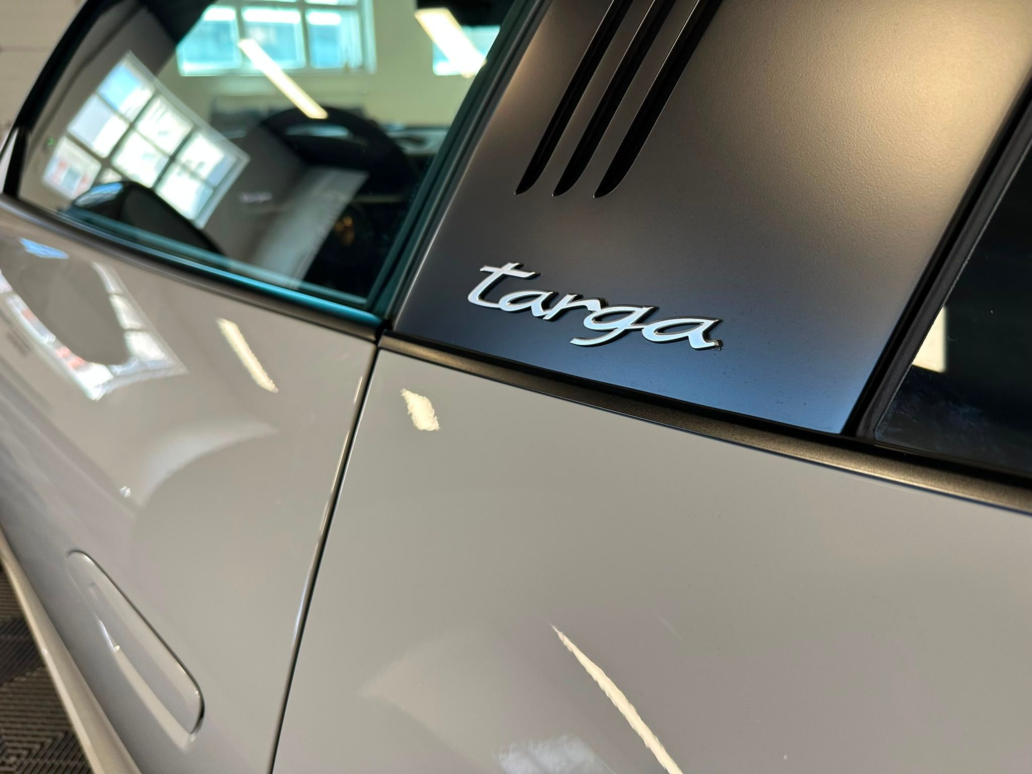 Porsche 911, Targa 4S 992.2 - fotka 5