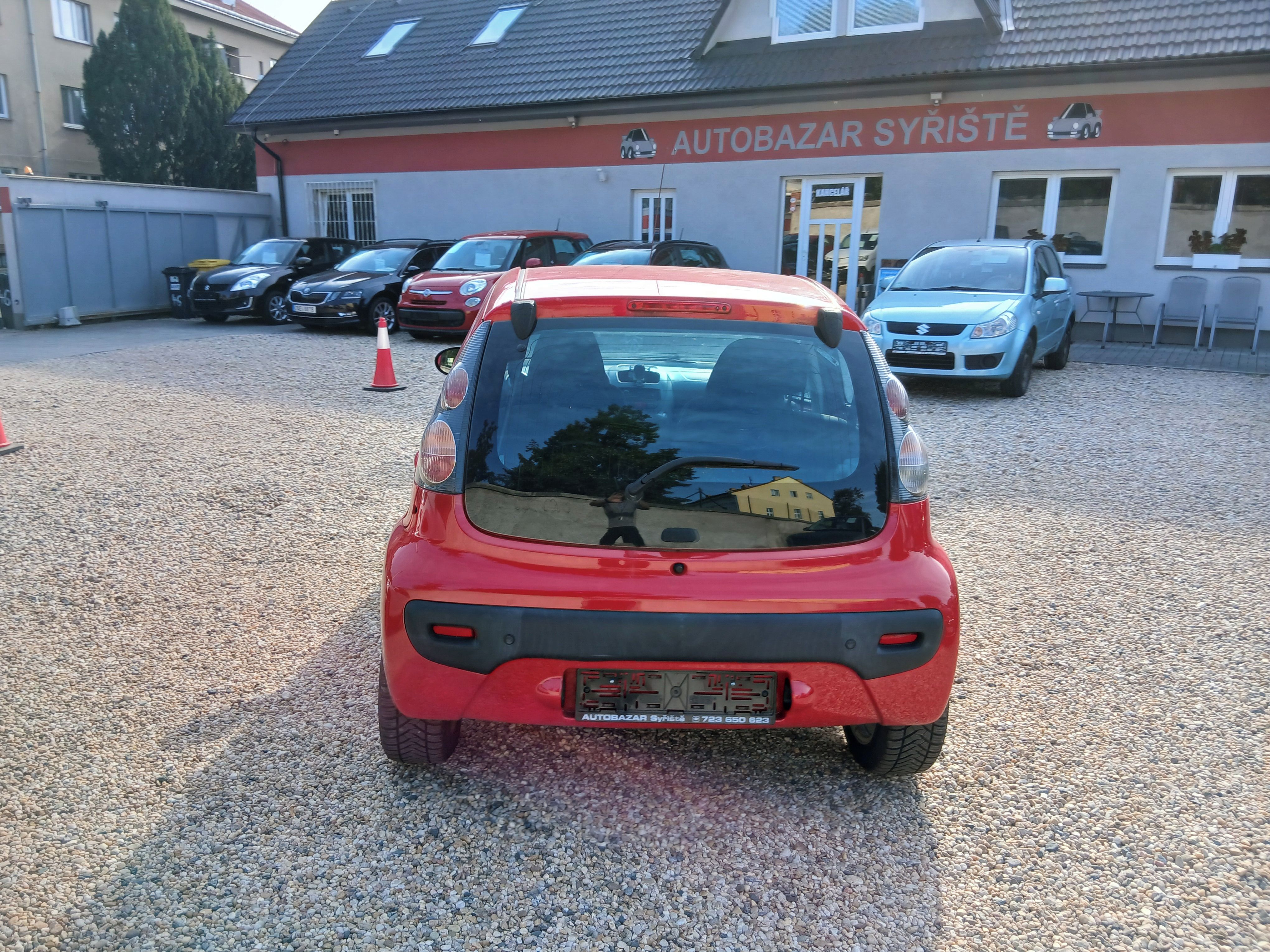 Citroën C1, 1.0i 50KW Automat - fotka 6