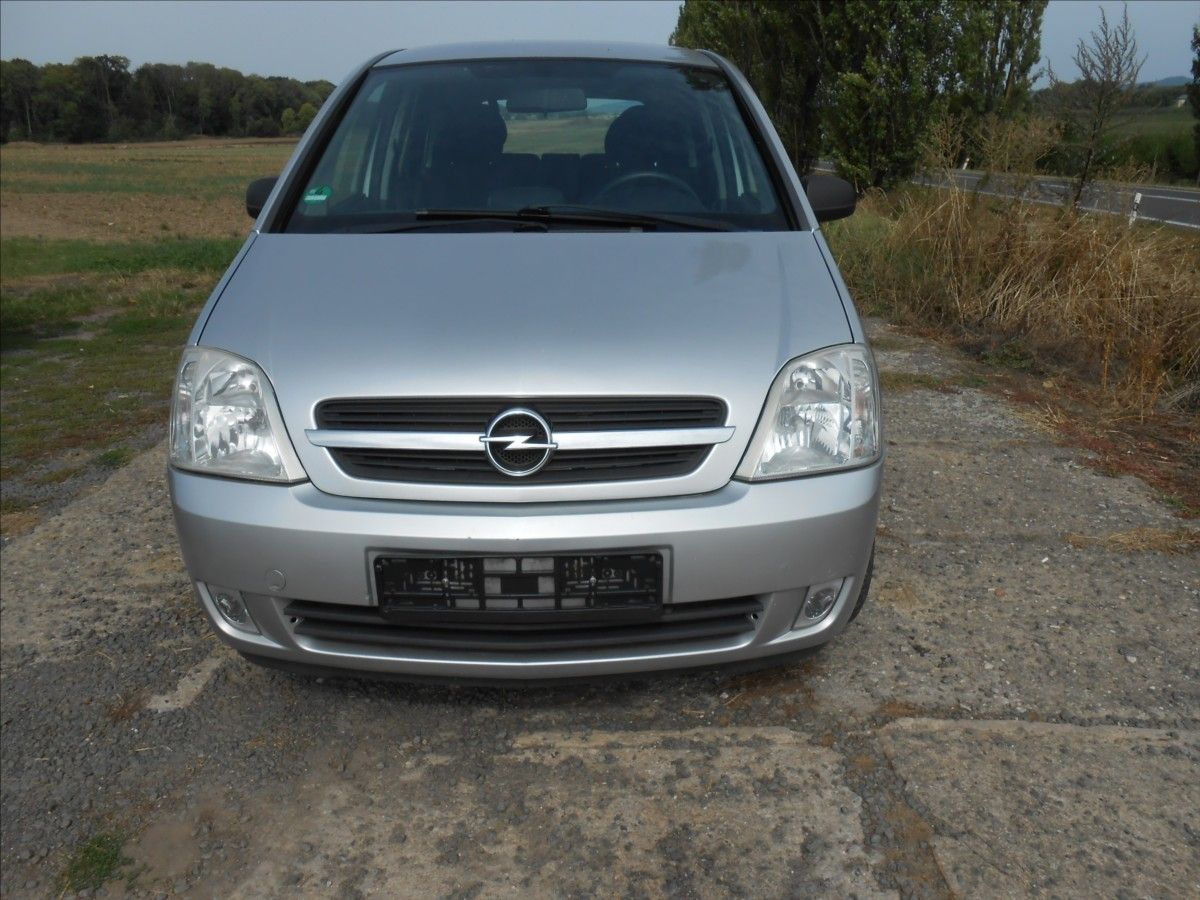 Opel Meriva, 1,6 74 kW KLIMA AUTOMAT - fotka 4