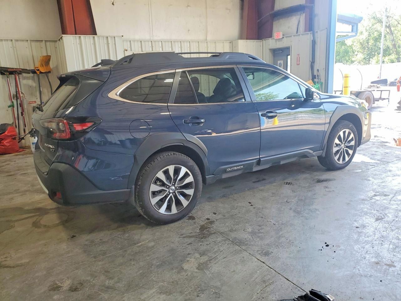 Subaru Outback, Auto na cestě - fotka 4