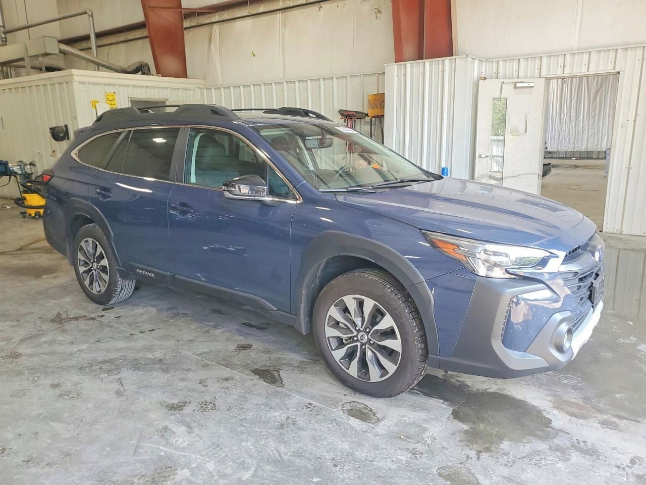 Subaru Outback, Auto na cestě - fotka 2