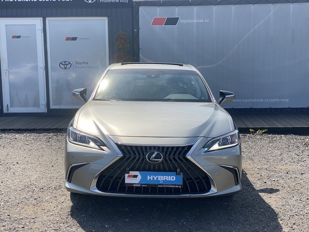 Lexus ES 300h, 2.5HEV, ČR, Limited Edition - fotka 2
