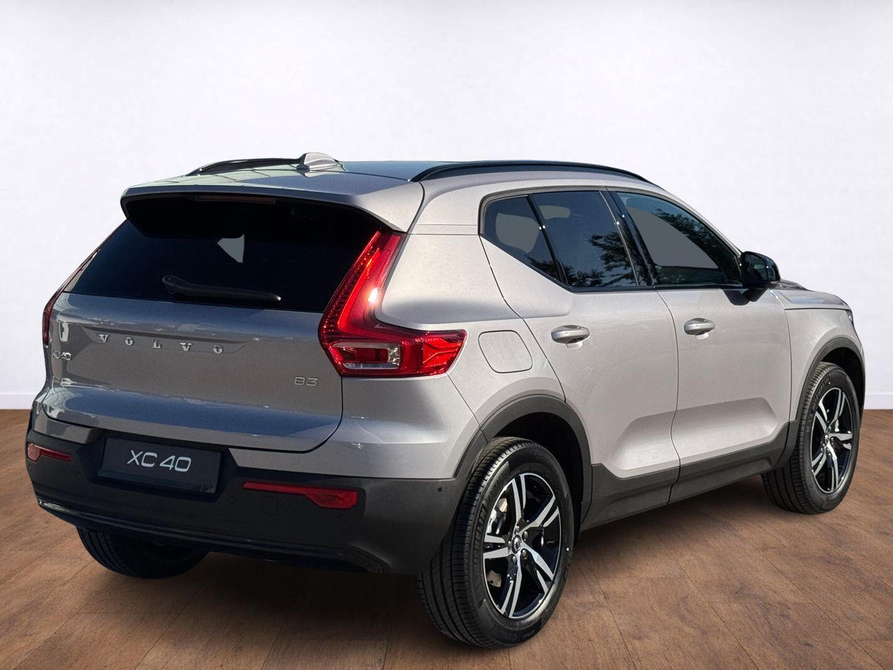 Volvo XC40, PLUS B3, 360°, LIGHTING PAKET - fotka 4