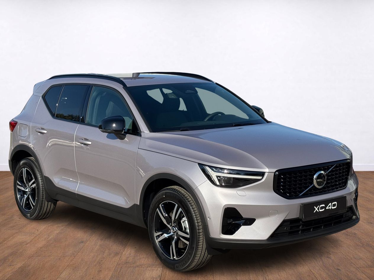 Volvo XC40, PLUS B3, 360°, LIGHTING PAKET - fotka 6