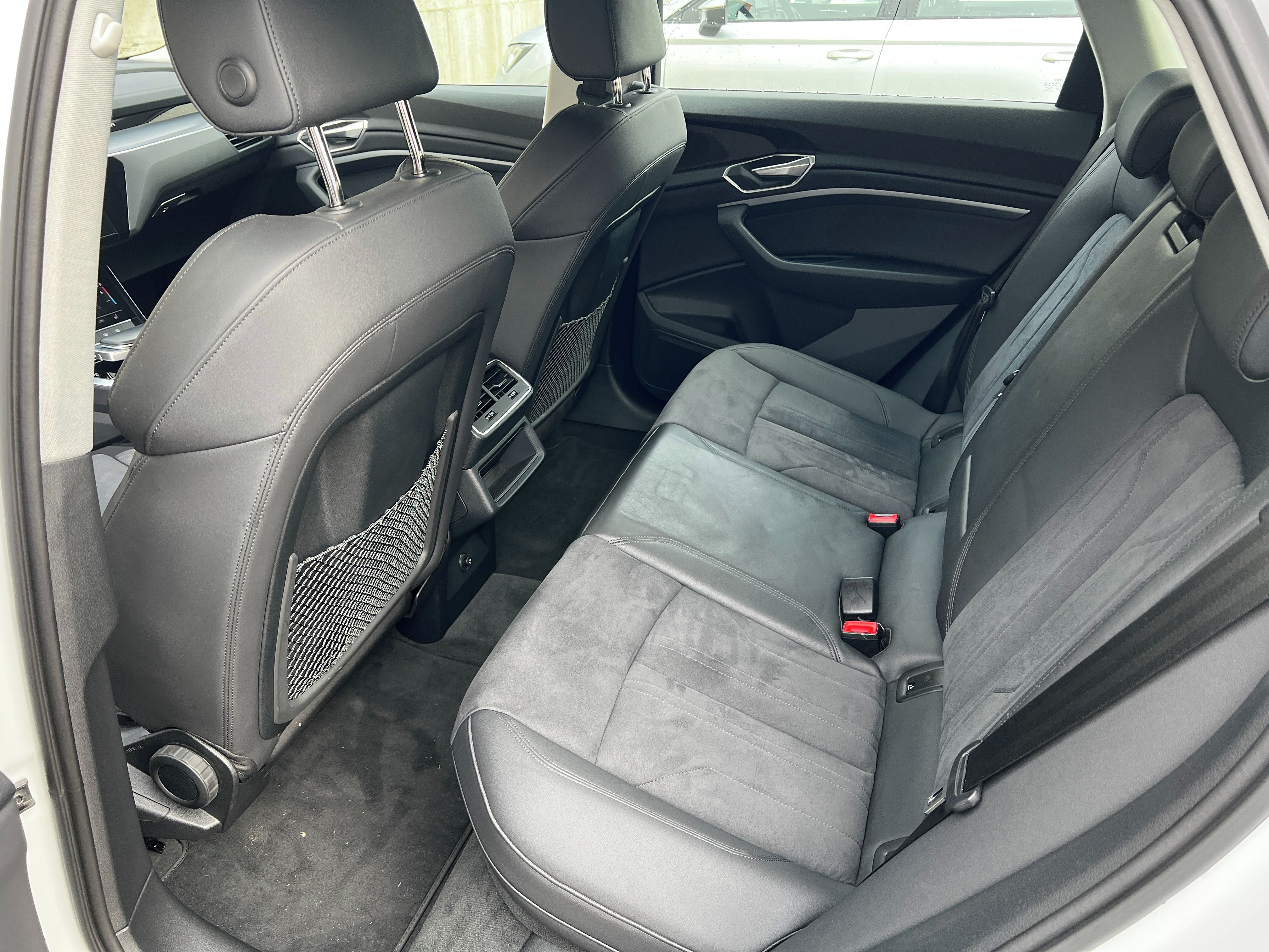 Audi e-tron, AUDI E-Tron - fotka 4