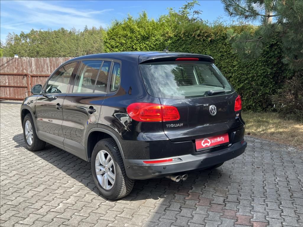 Volkswagen Tiguan, 1,4 Tsi trend&Fun - fotka 3