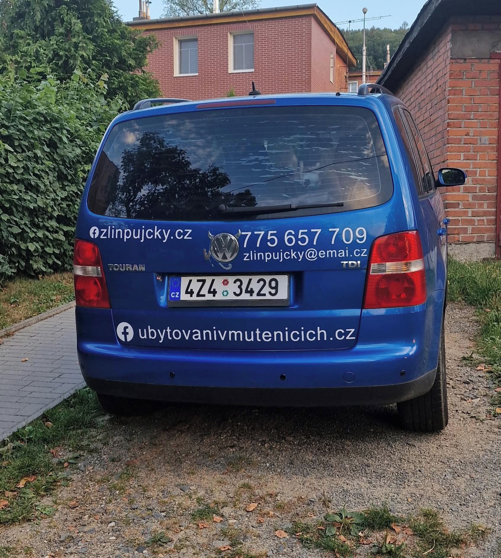 Volkswagen Touran - fotka 4