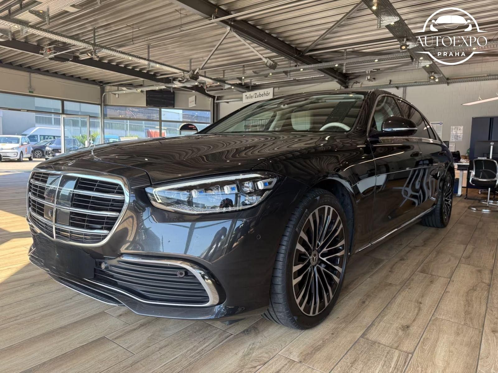 Mercedes-Benz Třídy S, 400 4Matic Lang světlá kůže - fotka 5