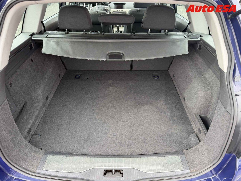 Opel Astra, 1.4i 16V,ČR - fotka 6