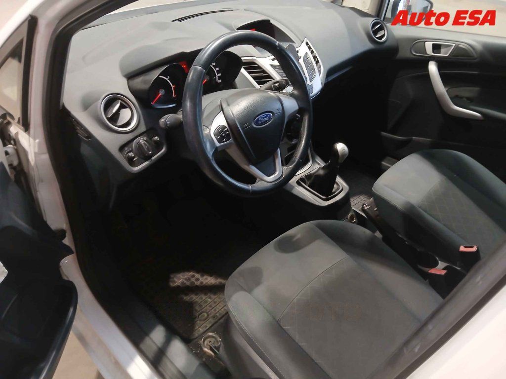 Ford Fiesta, 1.2,ČR - fotka 3