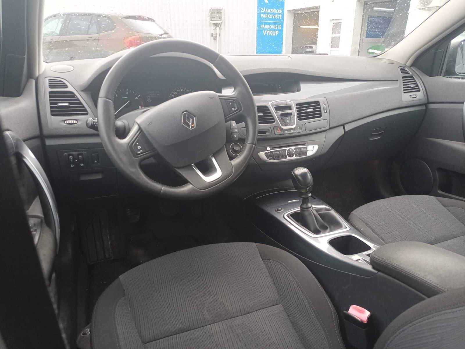 Renault Laguna, 1.5 dCi, po STK, Tažné - fotka 3