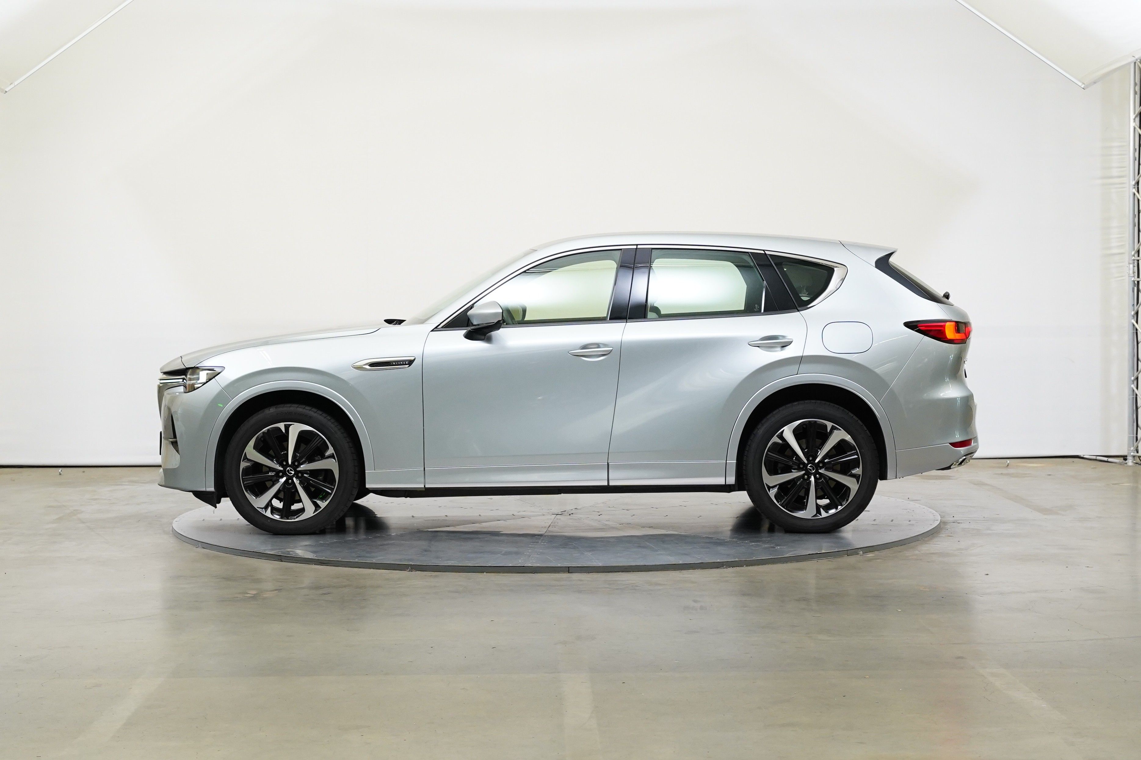 Mazda CX-60, 3.3D 187 kW AT AWD Takumi - fotka 3