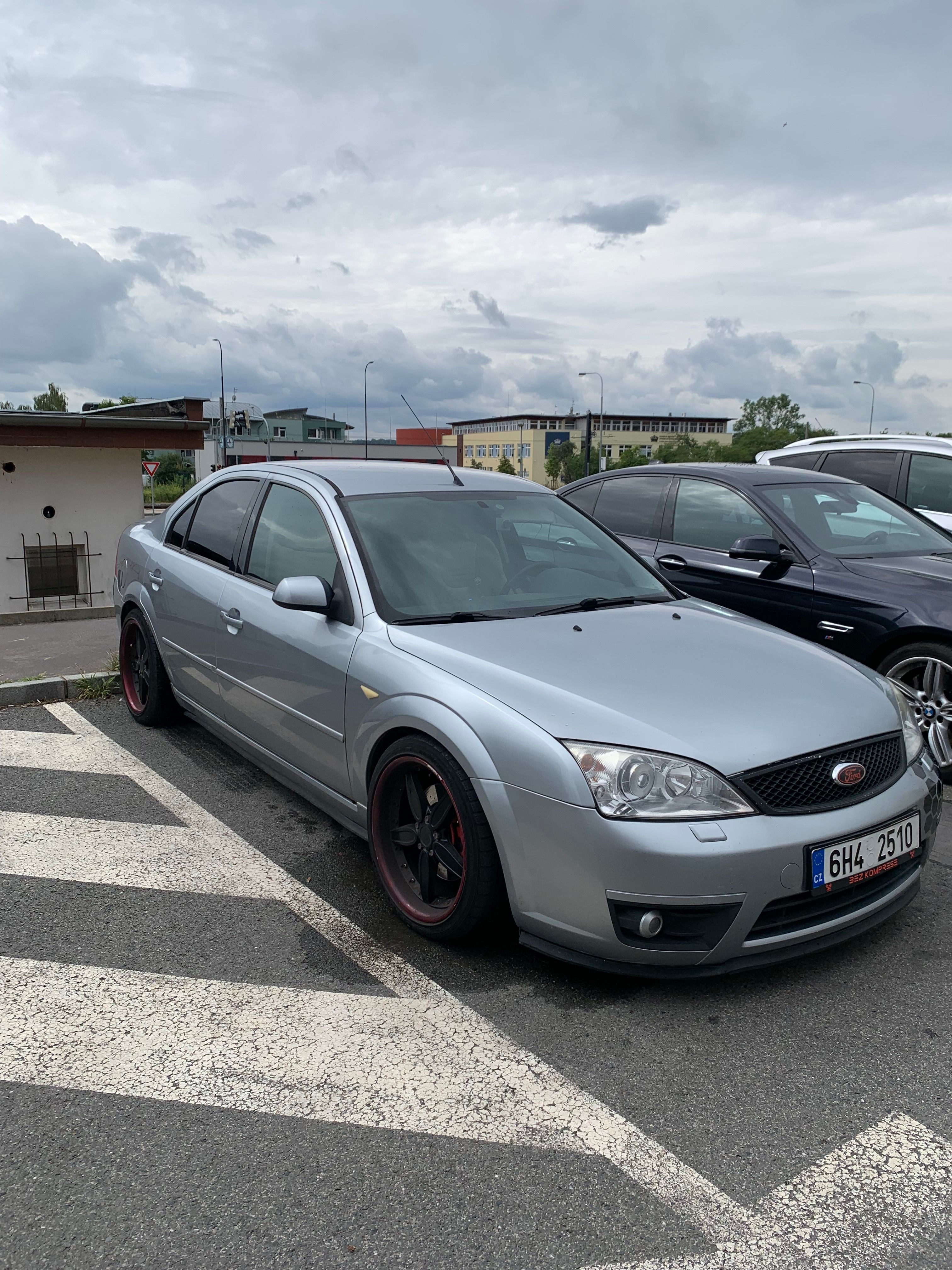 Ford Mondeo - fotka 2