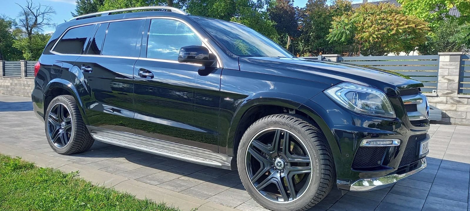 Mercedes-Benz GL, MERCEDES-BENZ GL 350 AMG PAKET - fotka 3