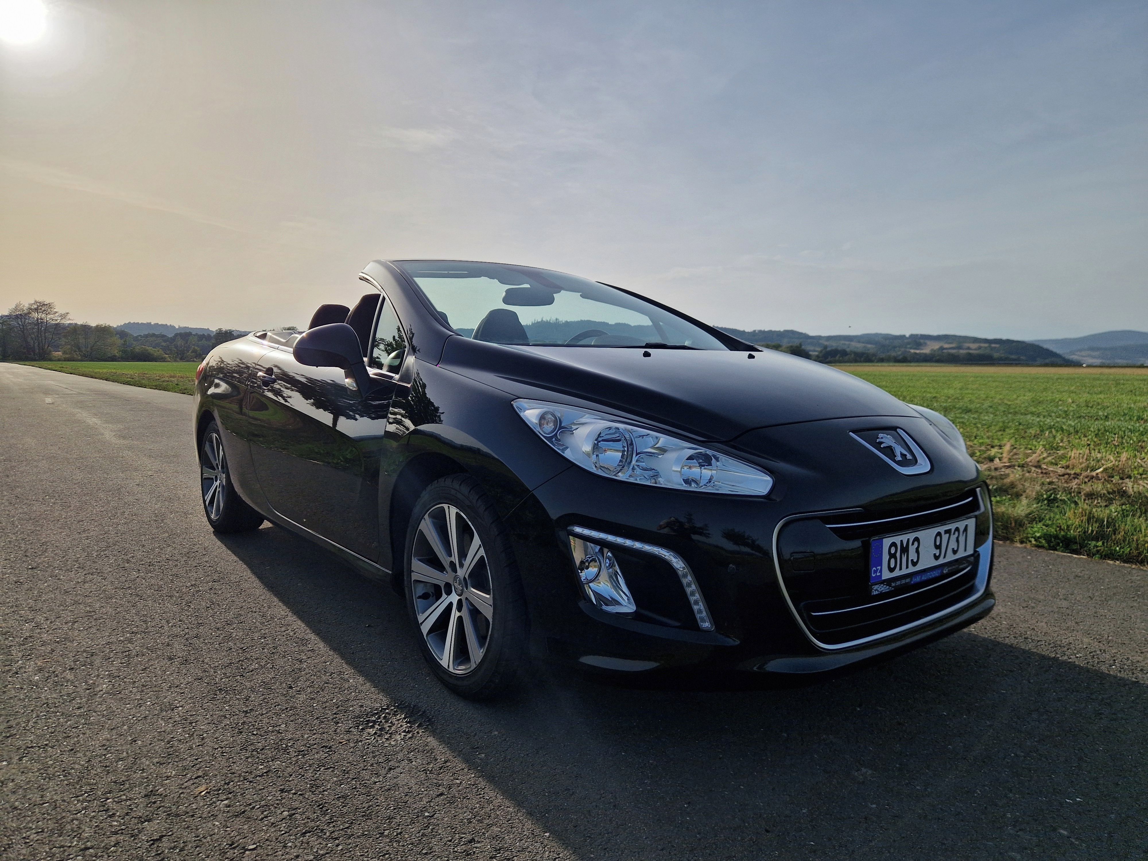 Peugeot 308, 1,6THP 115KW' Klima* Servis* - fotka 3