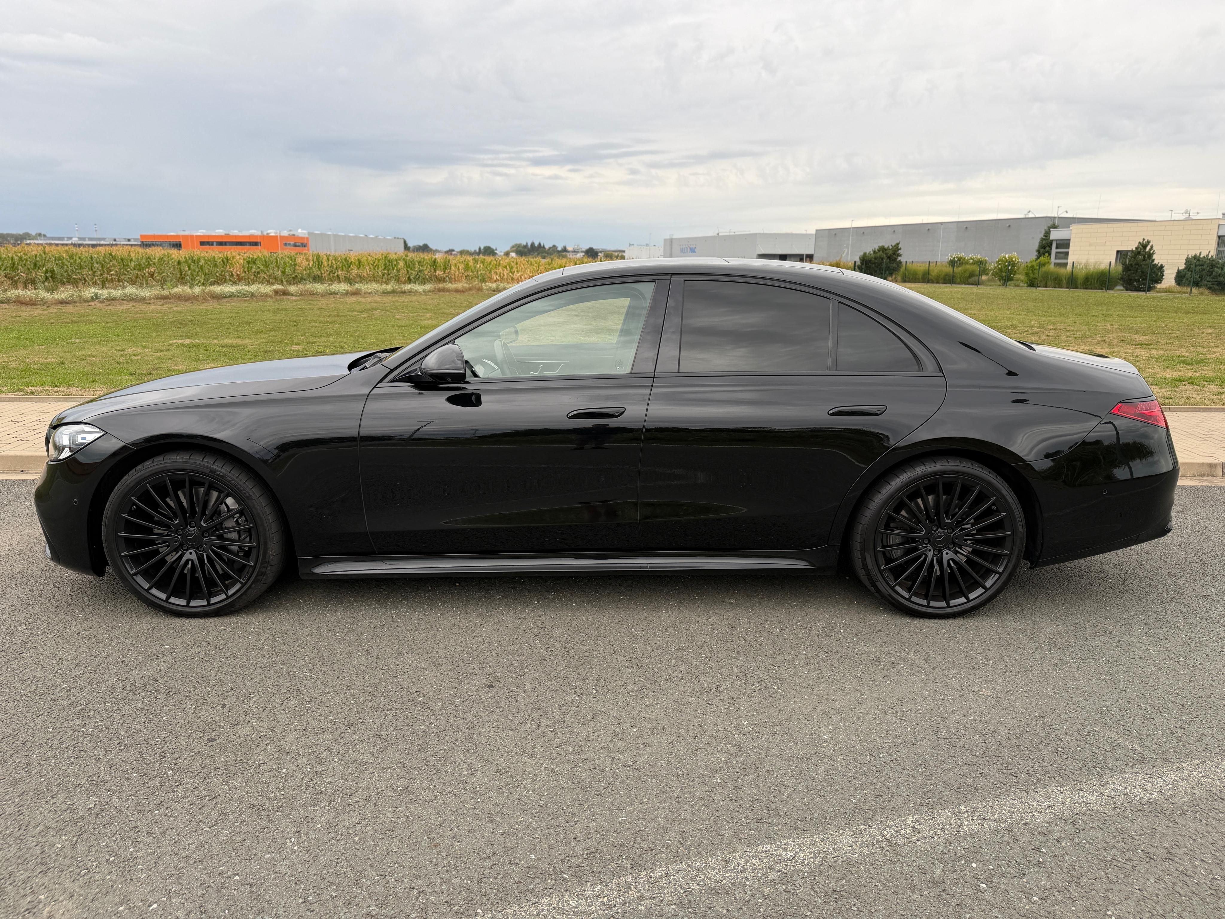 Mercedes-Benz Třídy S, 400d AMG 4M ČR DPH ZÁRUKA 6/27 - fotka 2