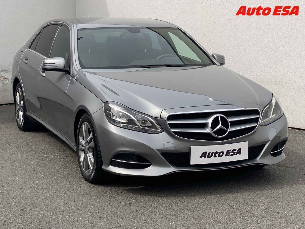 Mercedes-Benz Třídy E, 2.2 CDi e200,navi
