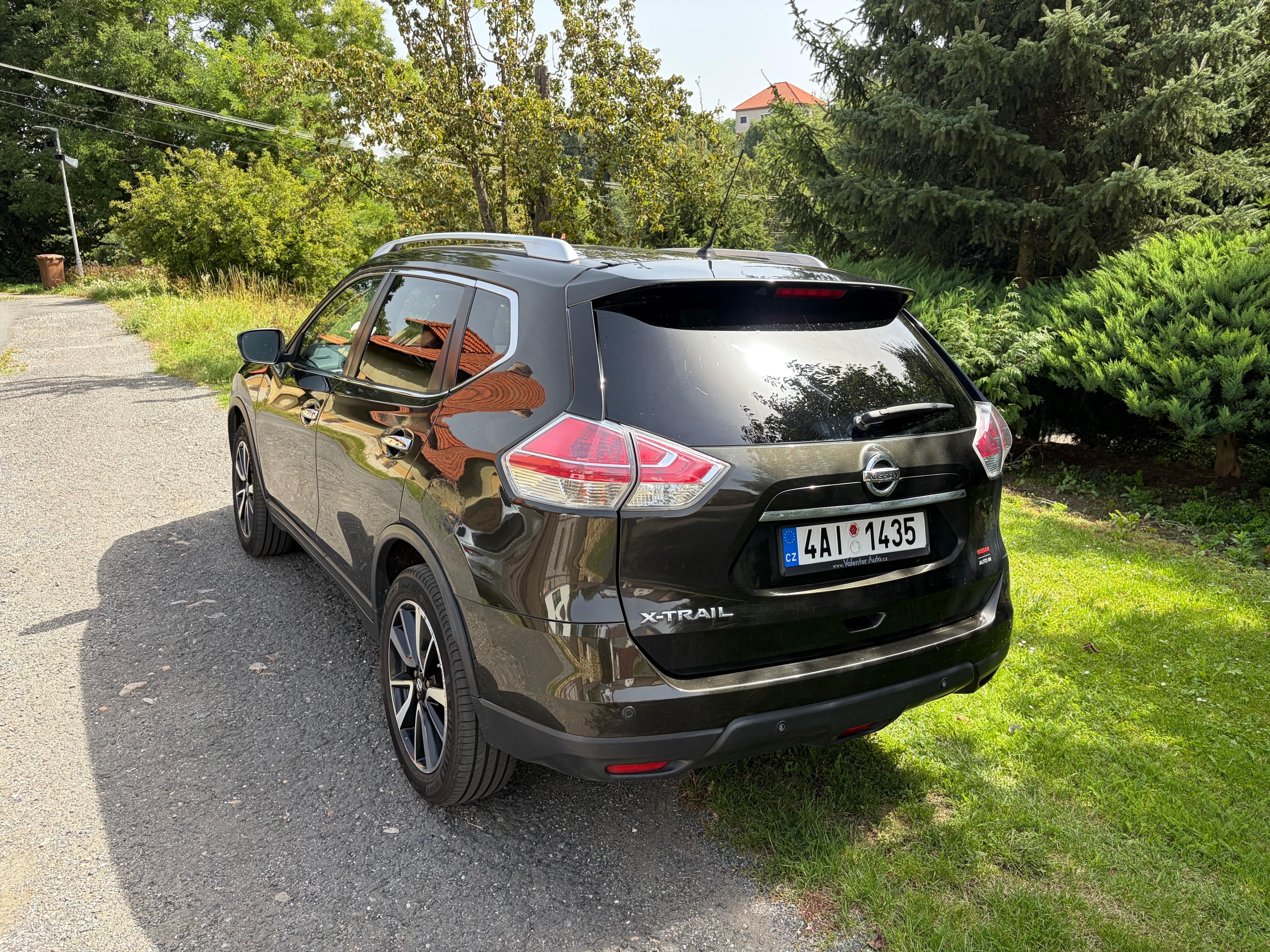 Nissan X-Trail, 1.6 dCi 4×4 výbava Tekna - fotka 4