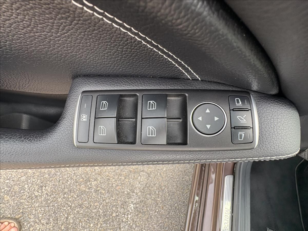 Mercedes-Benz CLA, 2,2 220d 130kW,Bi-Xen,Kamera - fotka 4
