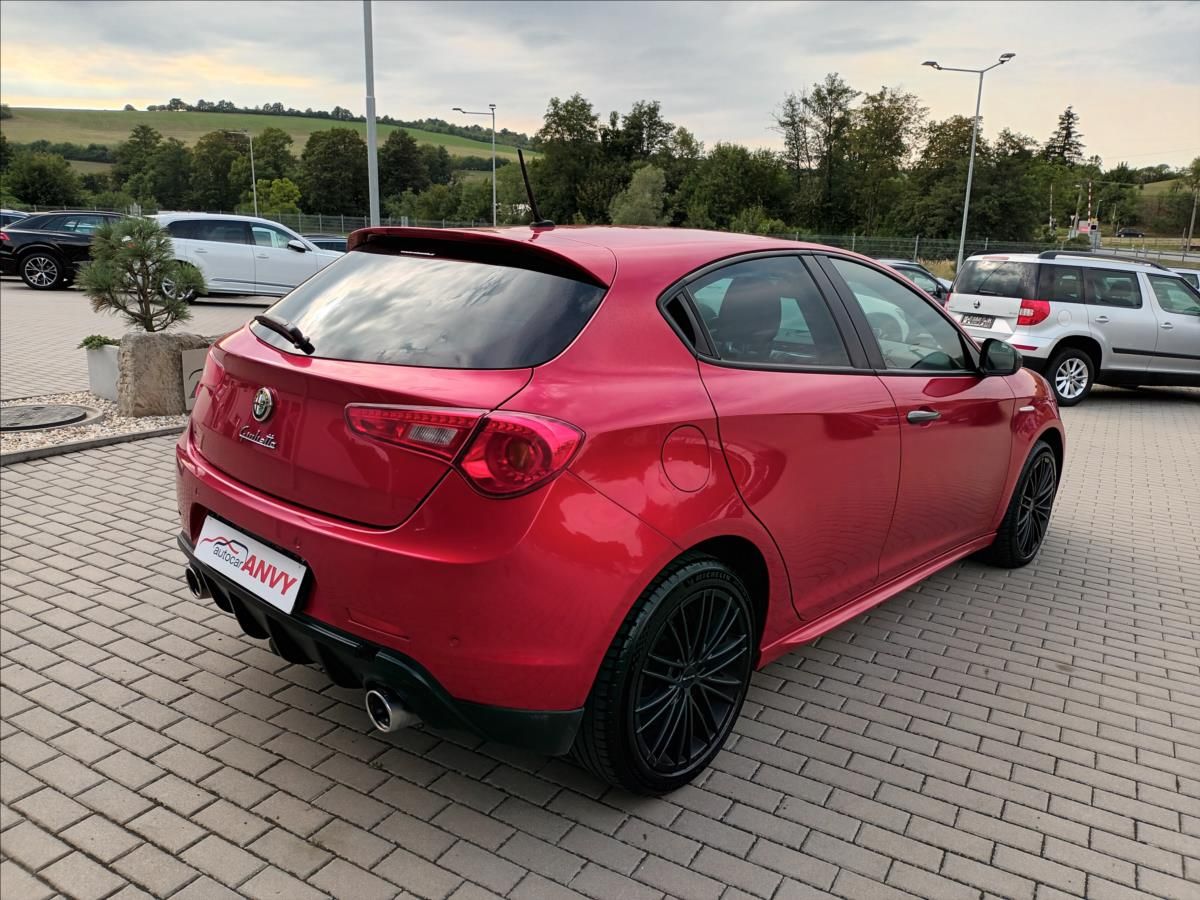Alfa Romeo Giulietta, 1,6 1.6 JTD,77KW,SPRINT,TAŽNÉ, - fotka 5