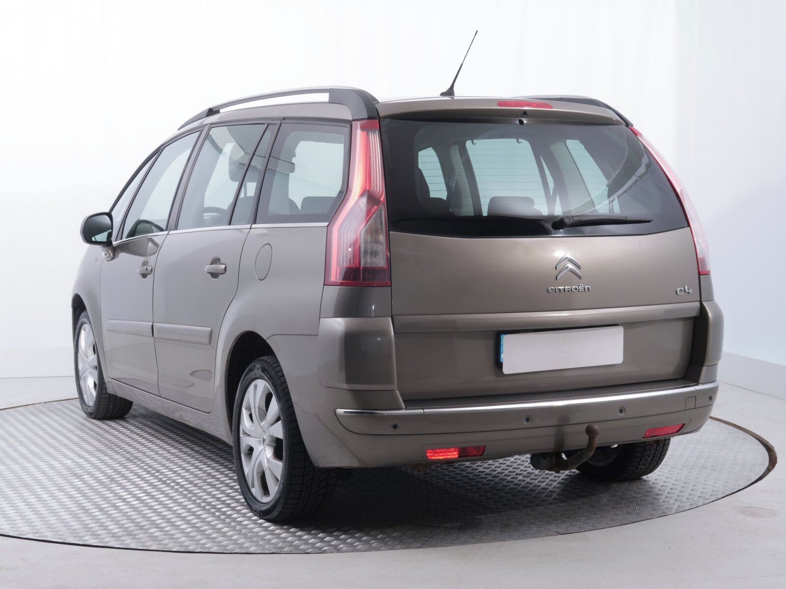 Citroën Grand C4 Picasso, 1.6 HDi, 7 míst, po STK, Tažné - fotka 4