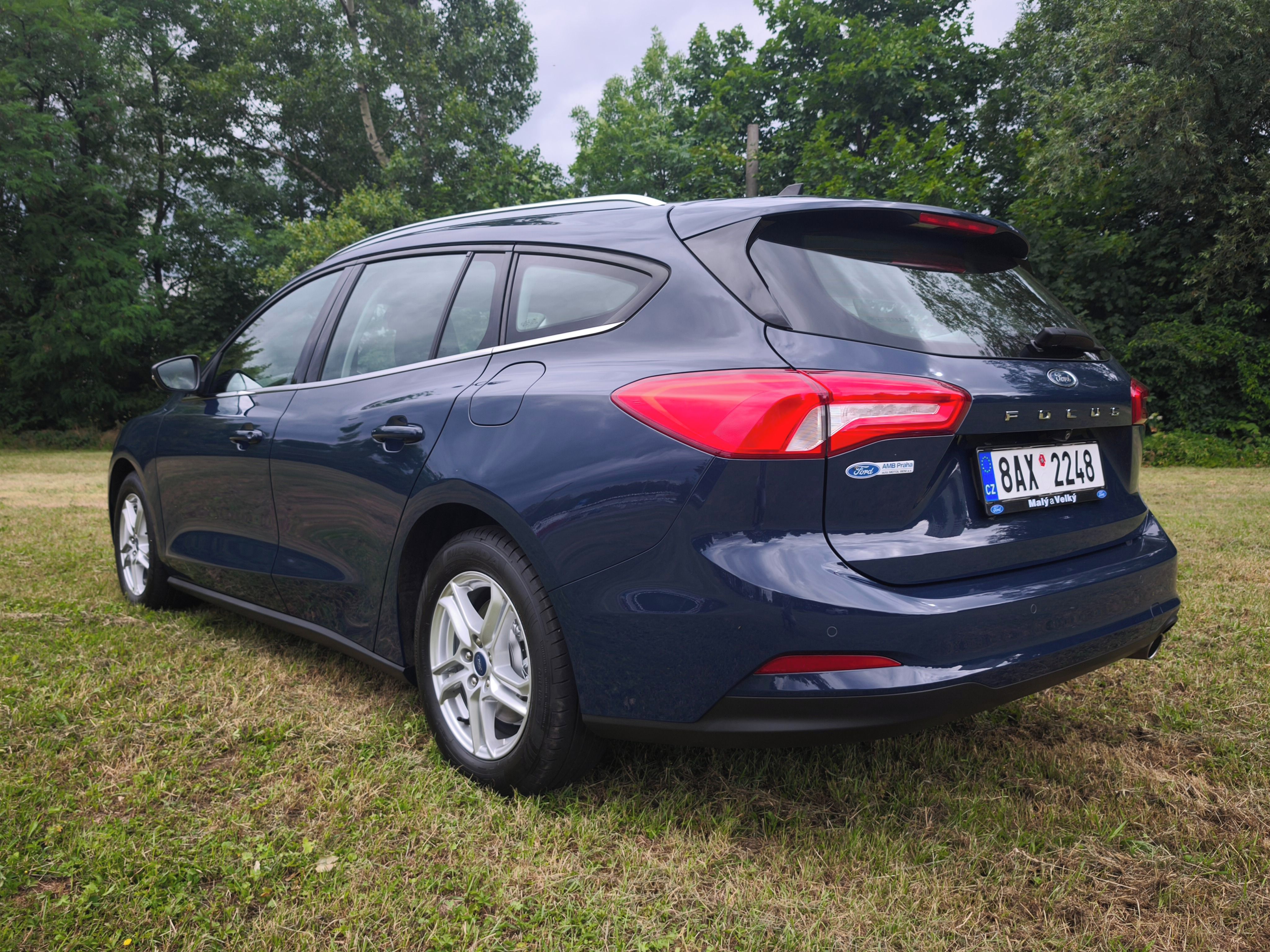 Ford Focus, kombi 1.5 TDCi 88K,ČR,2021 - fotka 6