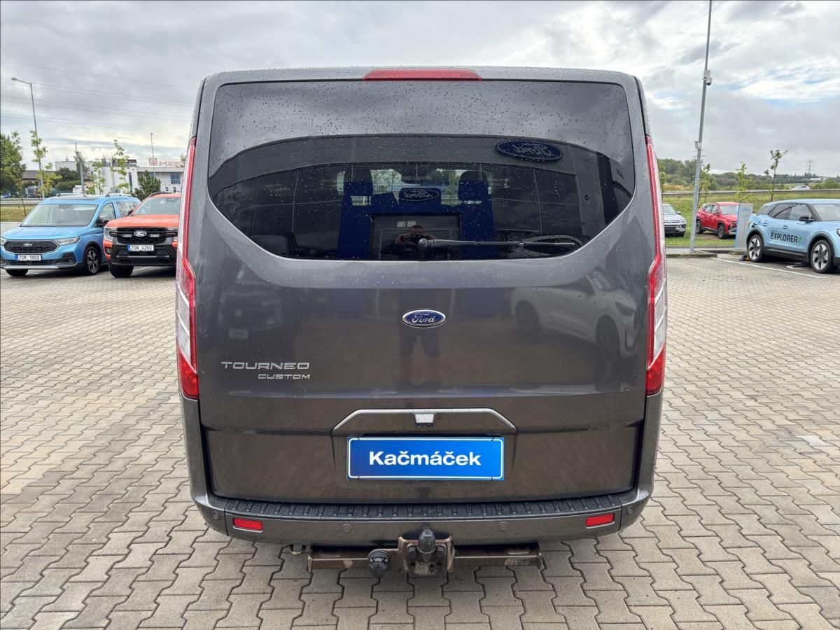 Ford Tourneo Custom, 2,0 EcoBlue 136kW TitaniumX L2 - fotka 4