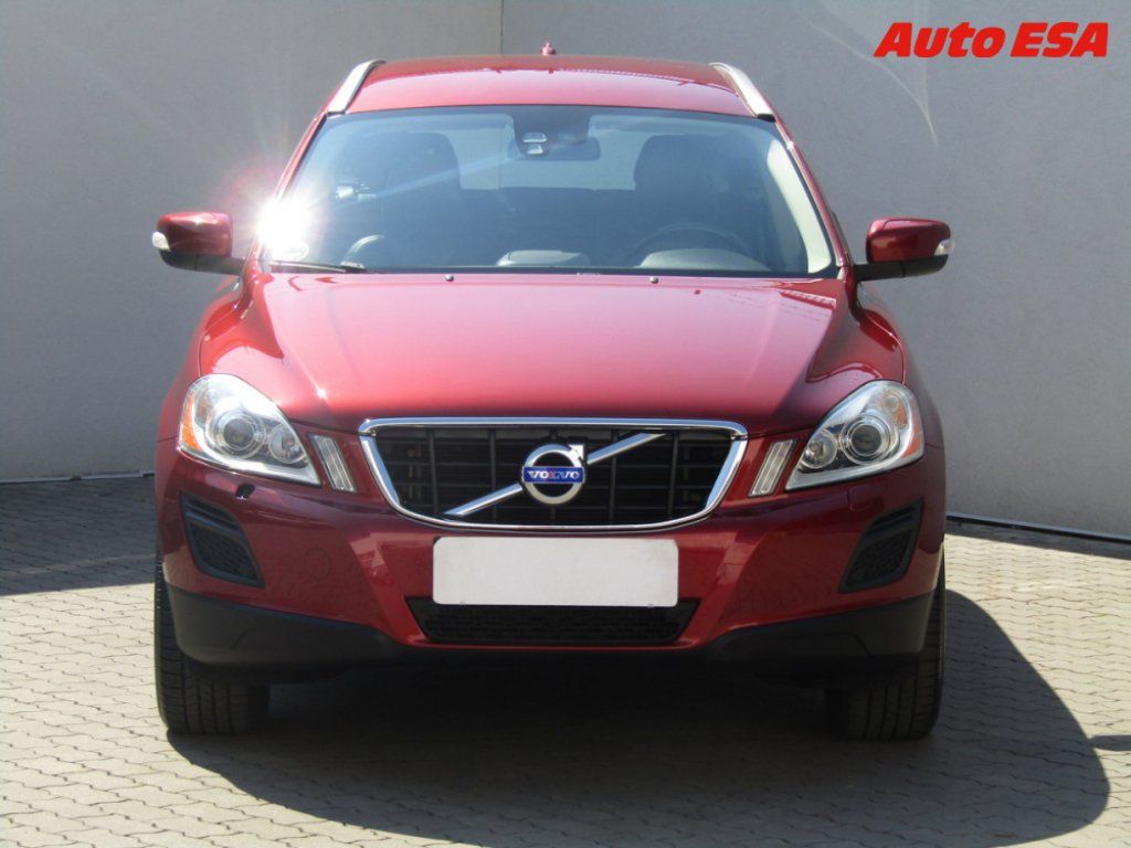 Volvo XC60, 2.4d,2.maj - fotka 2