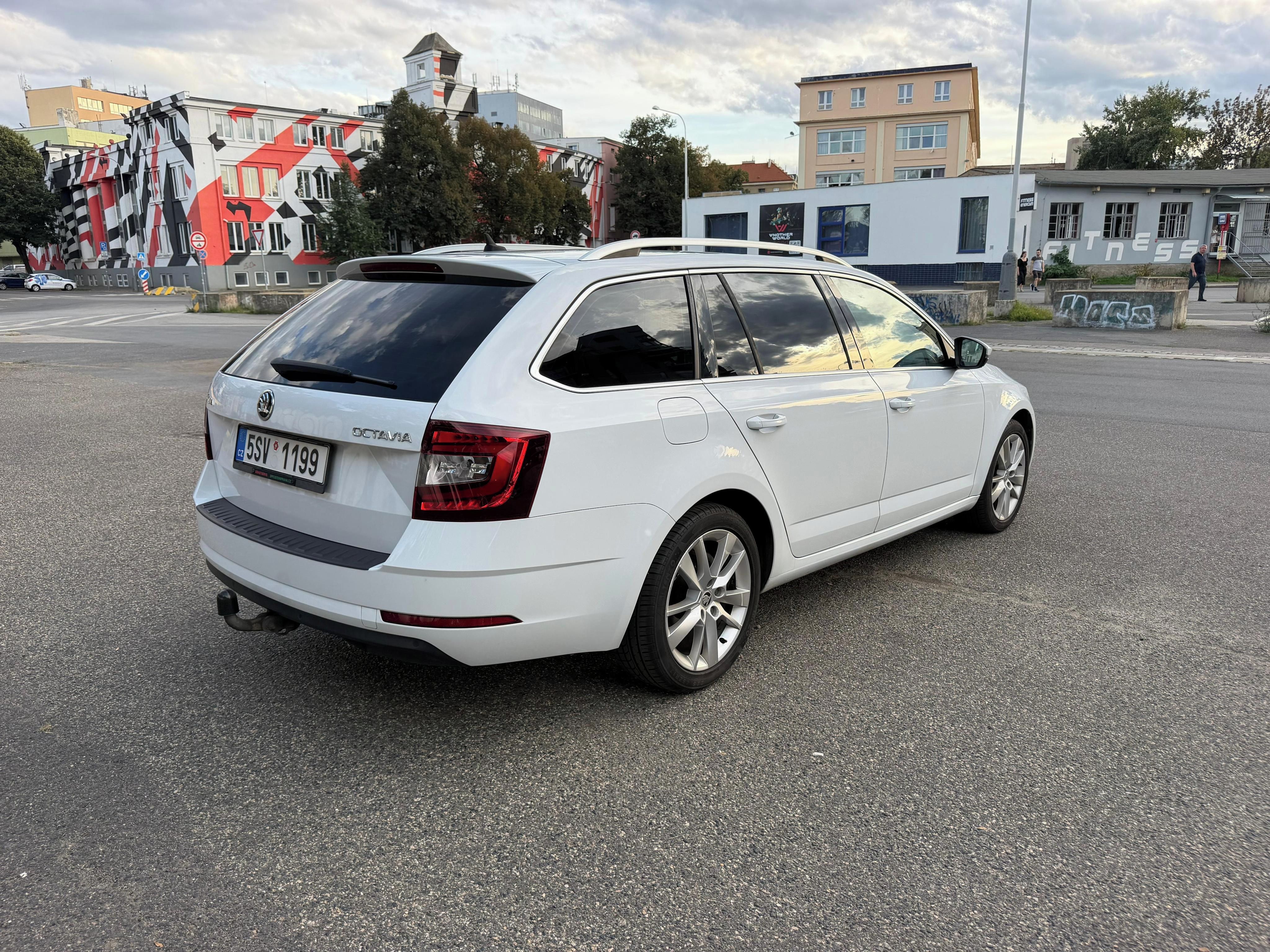 Škoda Octavia, Škoda octavia 2019 1.6 tdicr - fotka 6