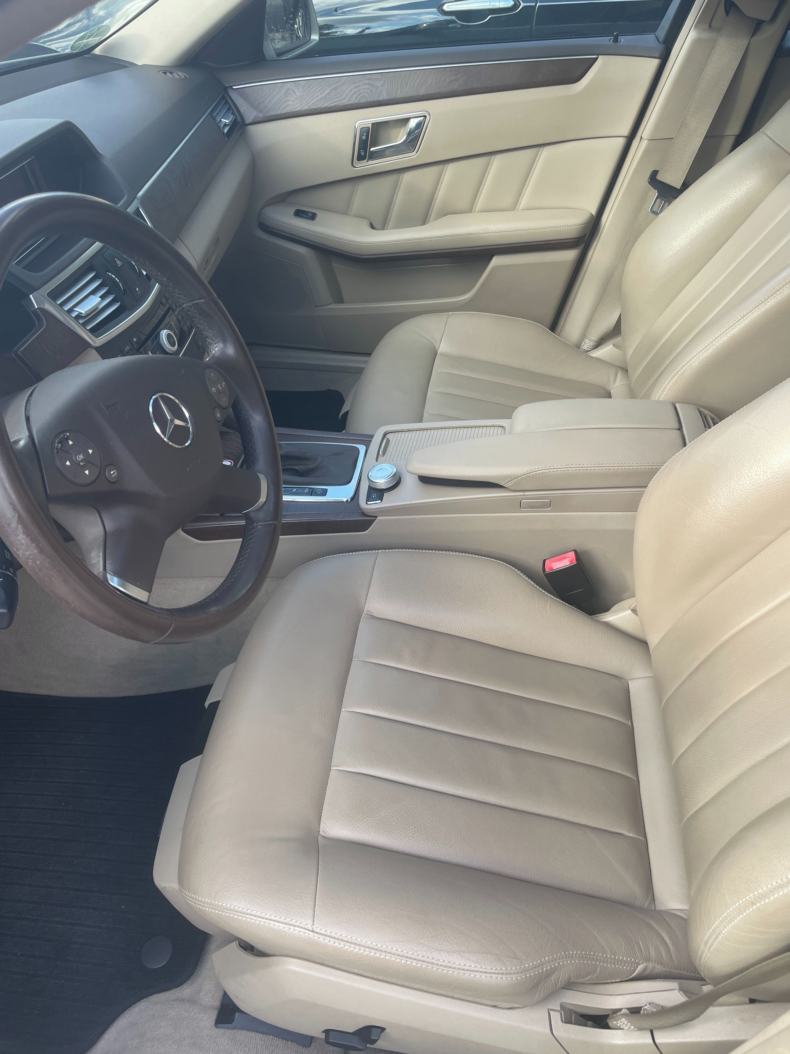 Mercedes-Benz Třídy E, 250 CDI Blueeffciency Elegance - fotka 3