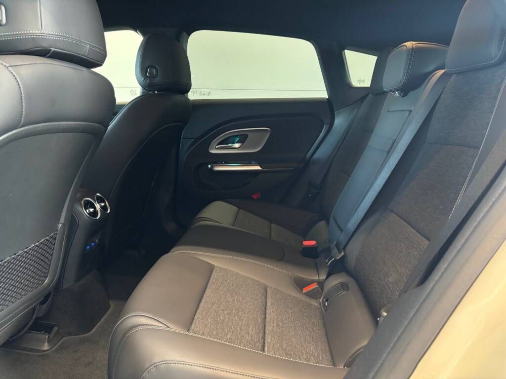 Mercedes-Benz CLA, 250+ Shooting Brake s technolo - fotka 3