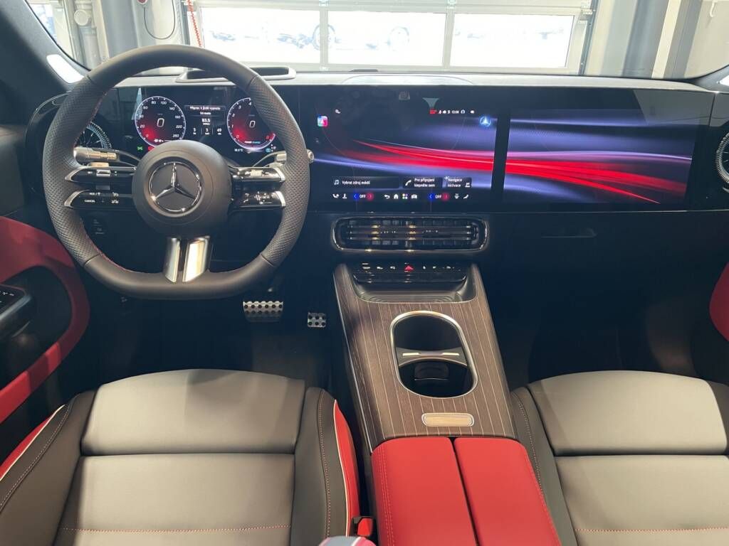 Mercedes-Benz CLA, 200 Shooting Brake - fotka 3