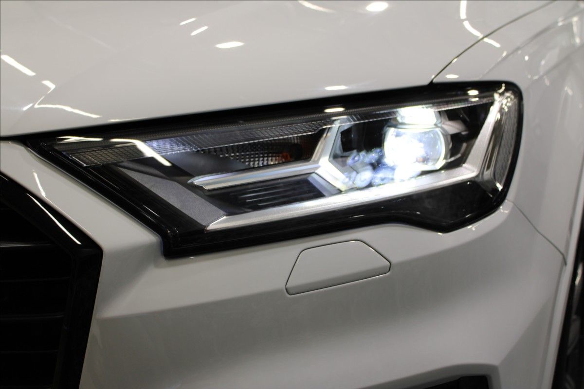 Audi Q7, 3,0 TDI quattro  S line - fotka 5