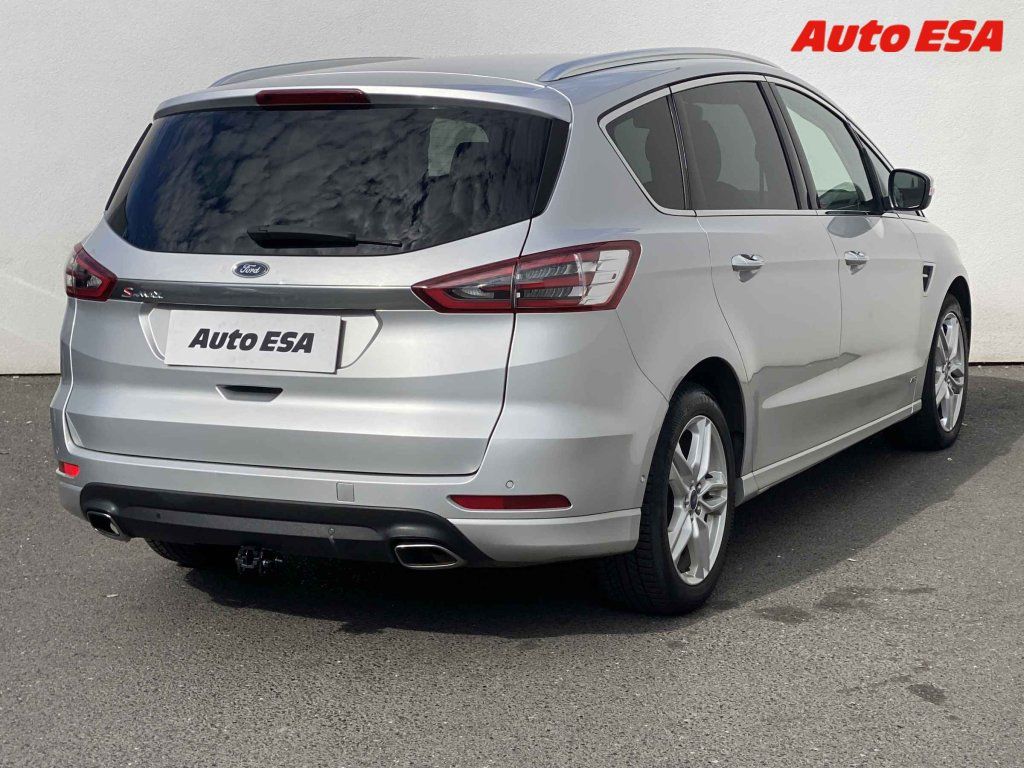 Ford S-MAX, 2.0TDCi 4x4,ČR,AT,navi - fotka 4