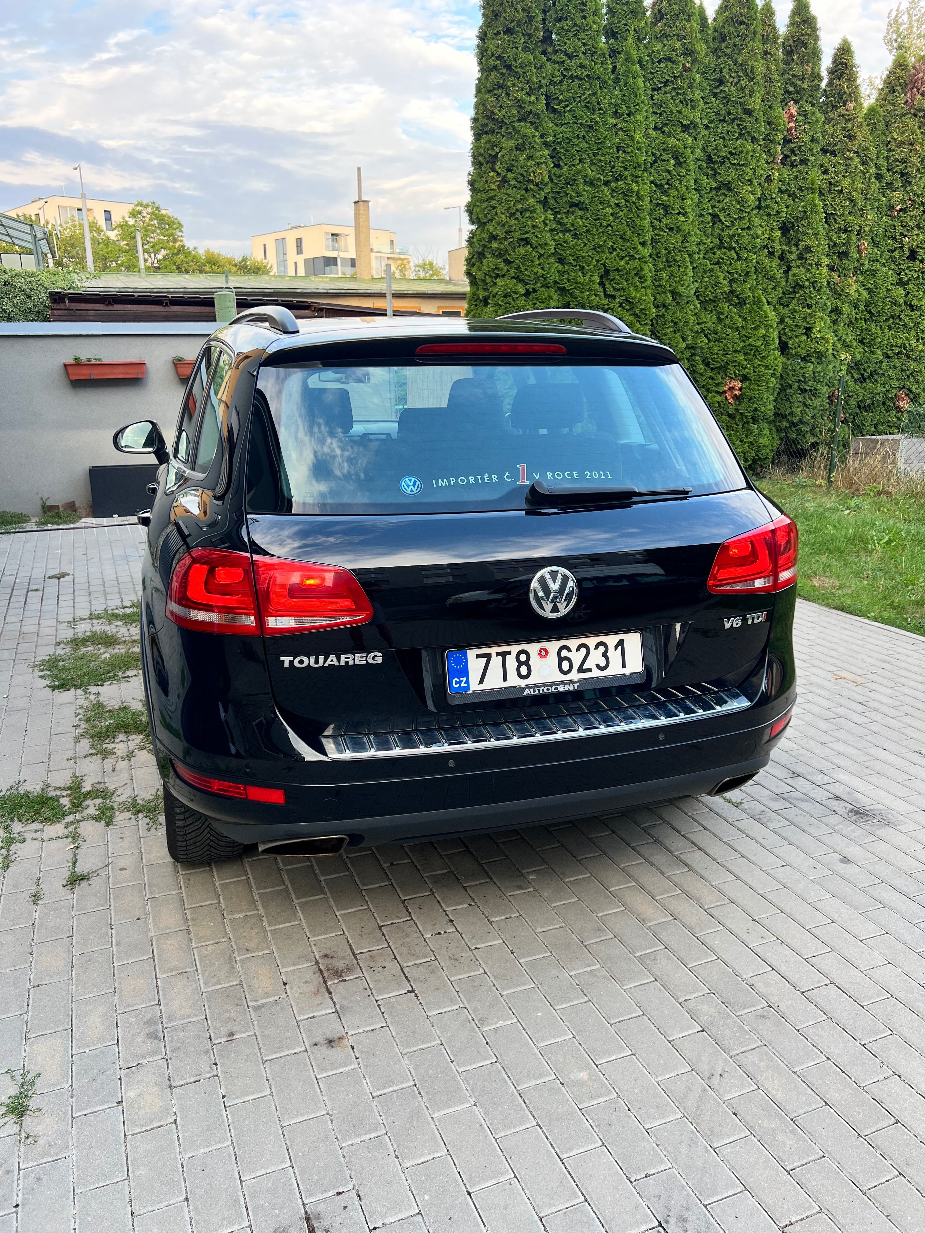 Volkswagen Touareg, 3.0 tdi garážováno,servisováno - fotka 3