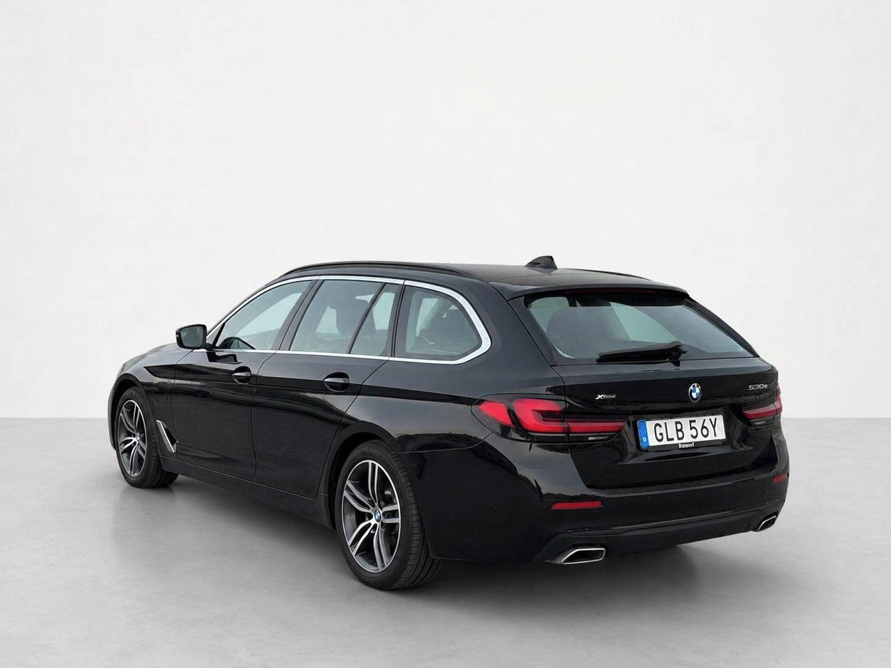 BMW Řada 5, 530e xDrive Kamera AdTempomat - fotka 3