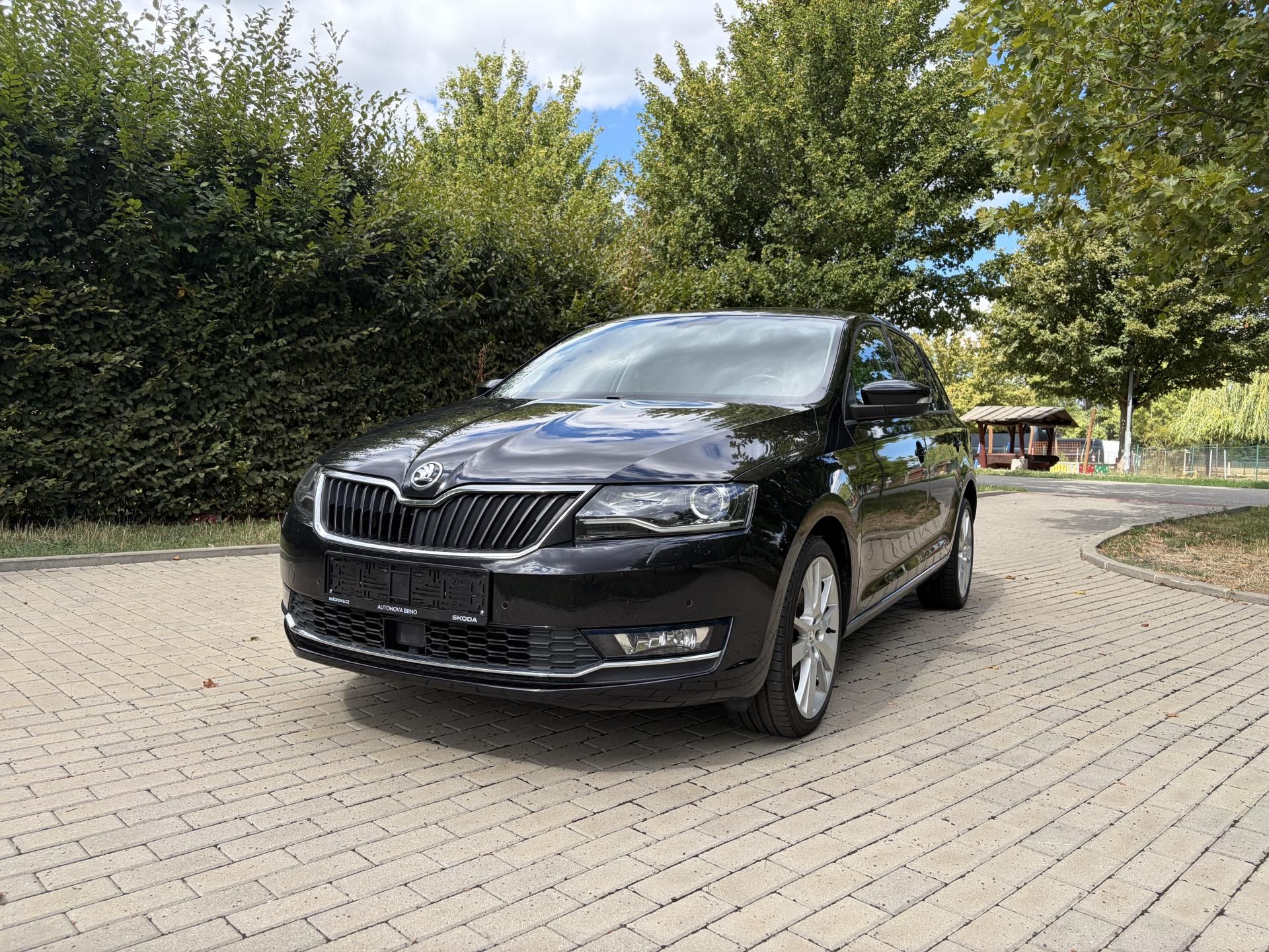 Škoda Rapid, 1.0 TSi Clever - fotka 2