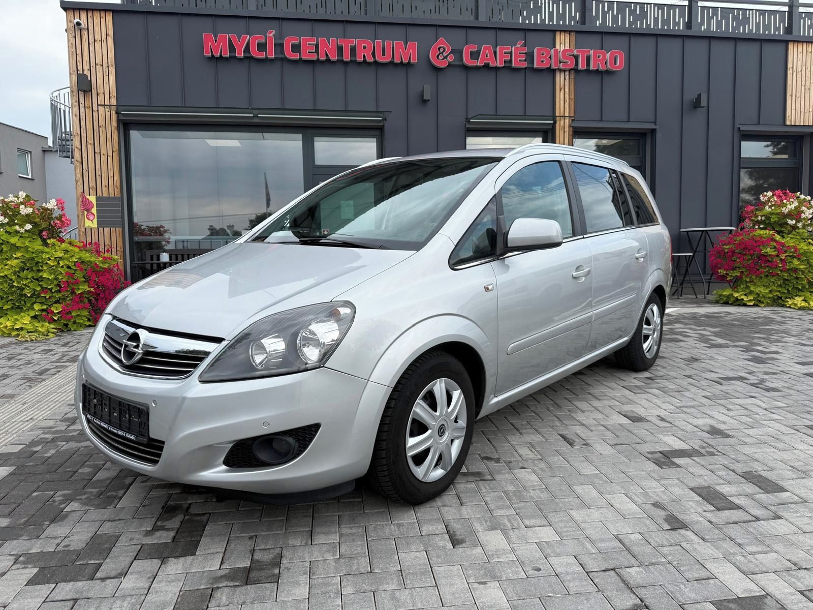 Opel Zafira, 1.8i 103kw 7sed tažné serviska