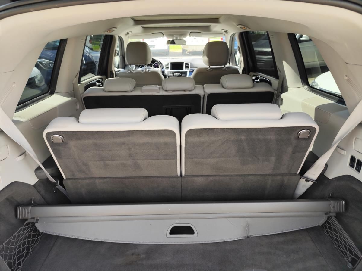 Mercedes-Benz GL, 350 CDI BLUETEC 4M AMG 190KW Č - fotka 5