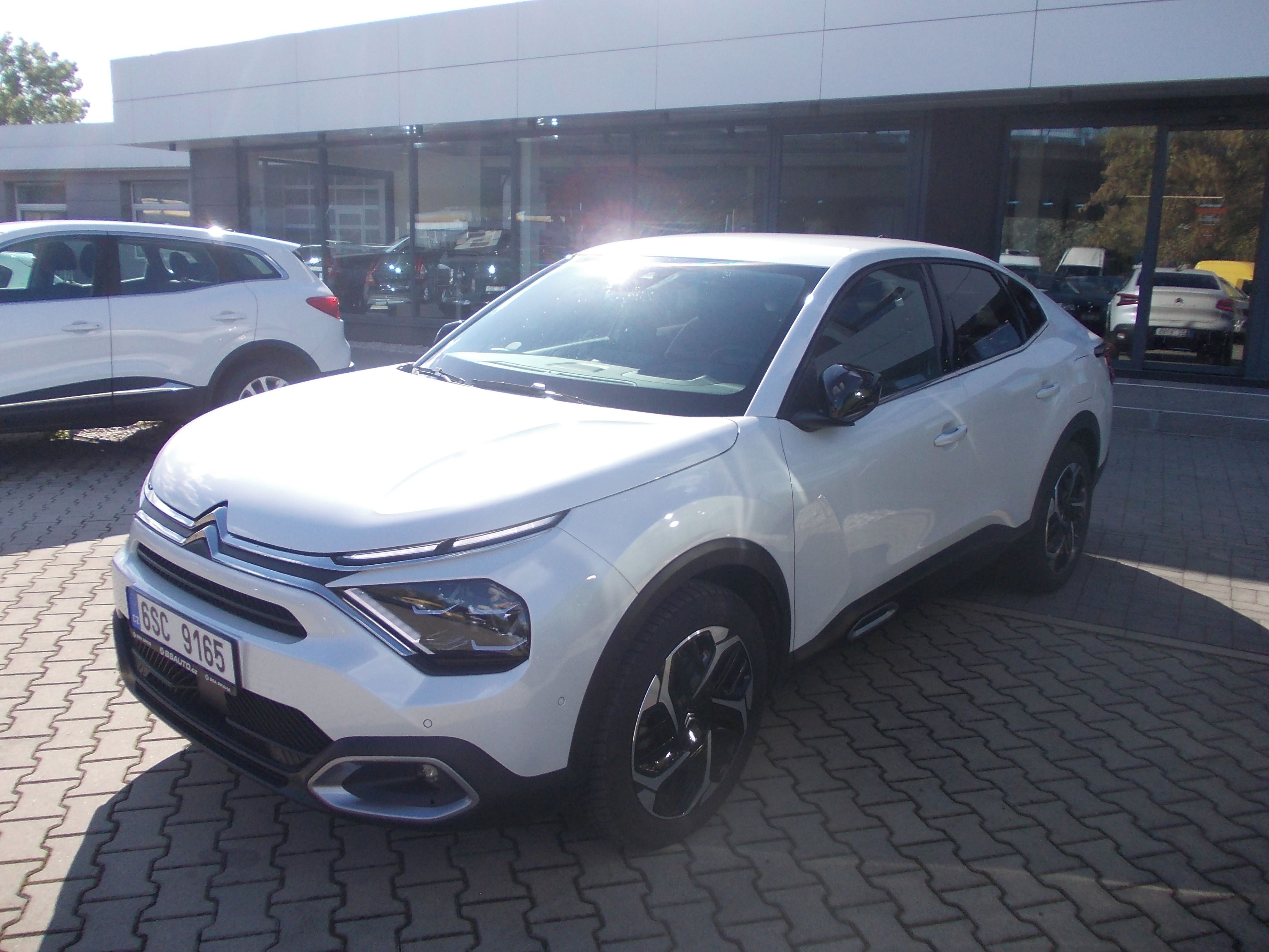 Citroën C4 X, 1.2 Pure Tech 96KW 1. MAJITEL - fotka 2